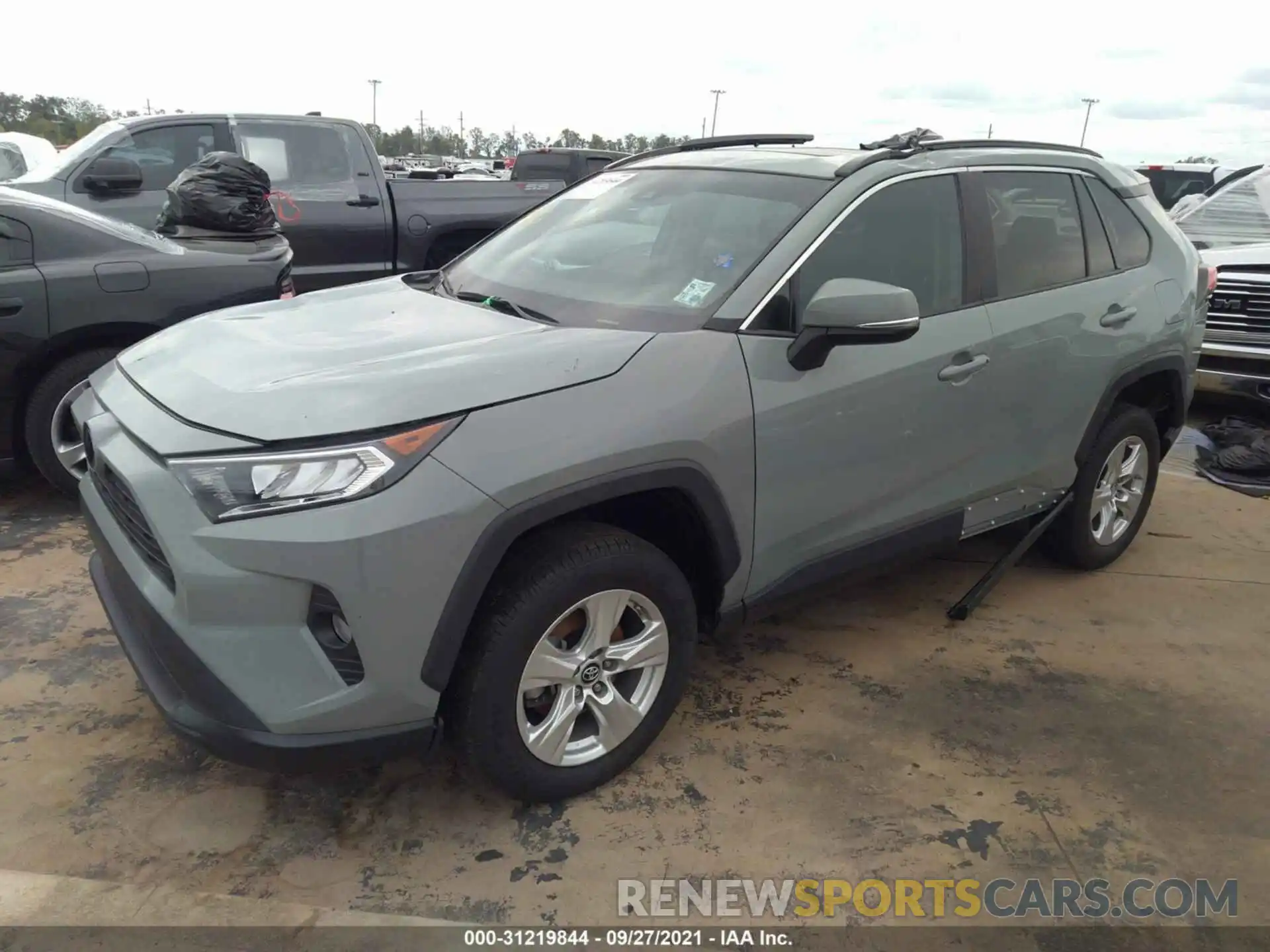 2 Photograph of a damaged car 2T3W1RFV0KC024457 TOYOTA RAV4 2019