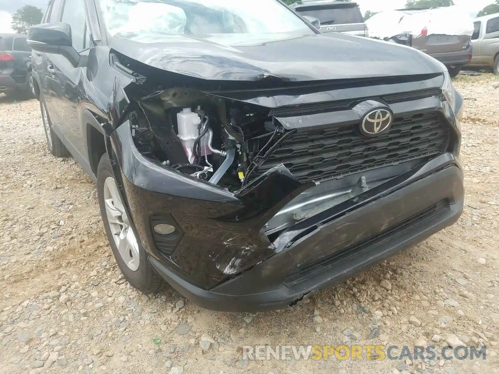 9 Photograph of a damaged car 2T3W1RFV0KC024491 TOYOTA RAV4 2019