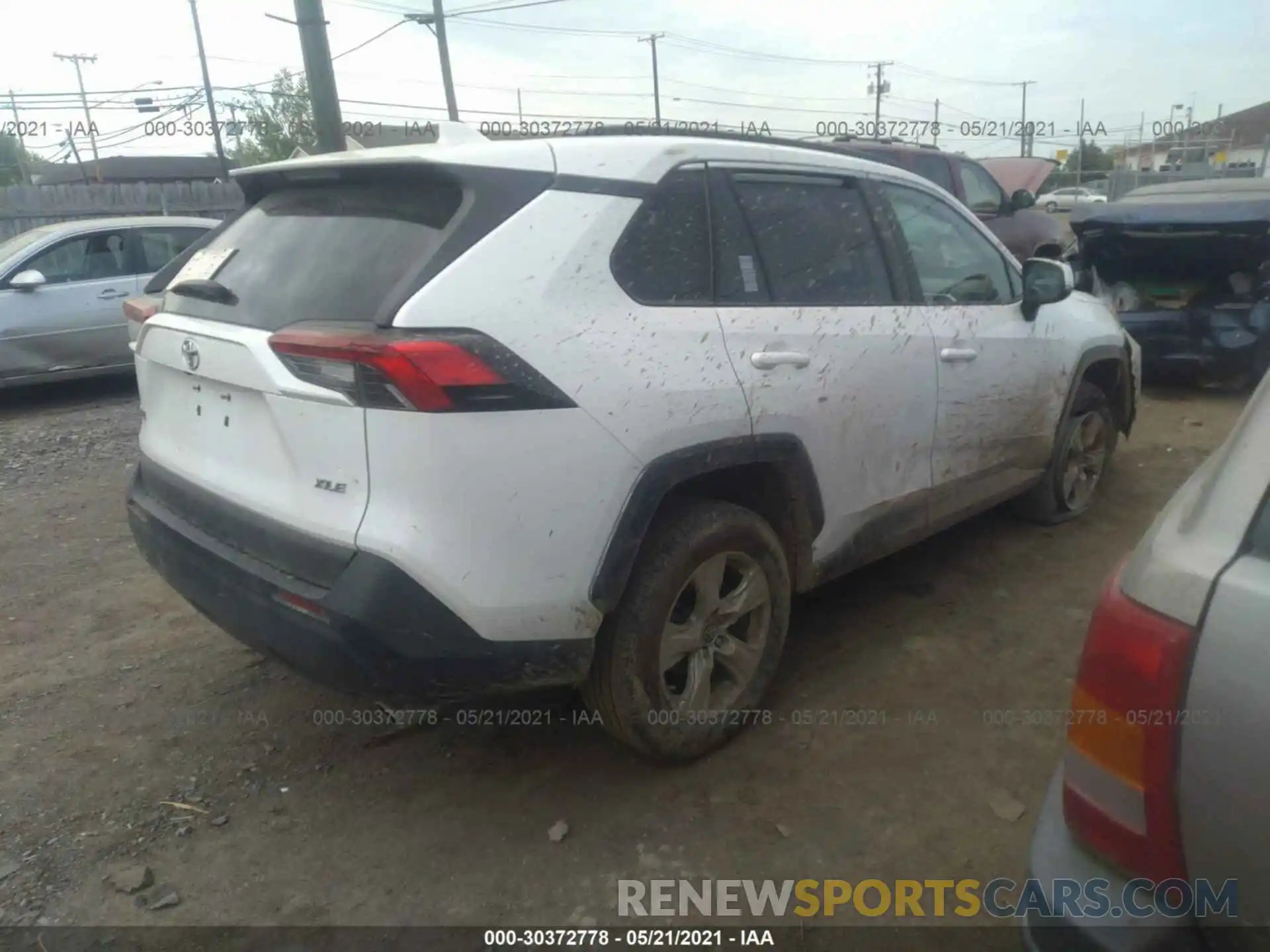 4 Photograph of a damaged car 2T3W1RFV0KC024944 TOYOTA RAV4 2019