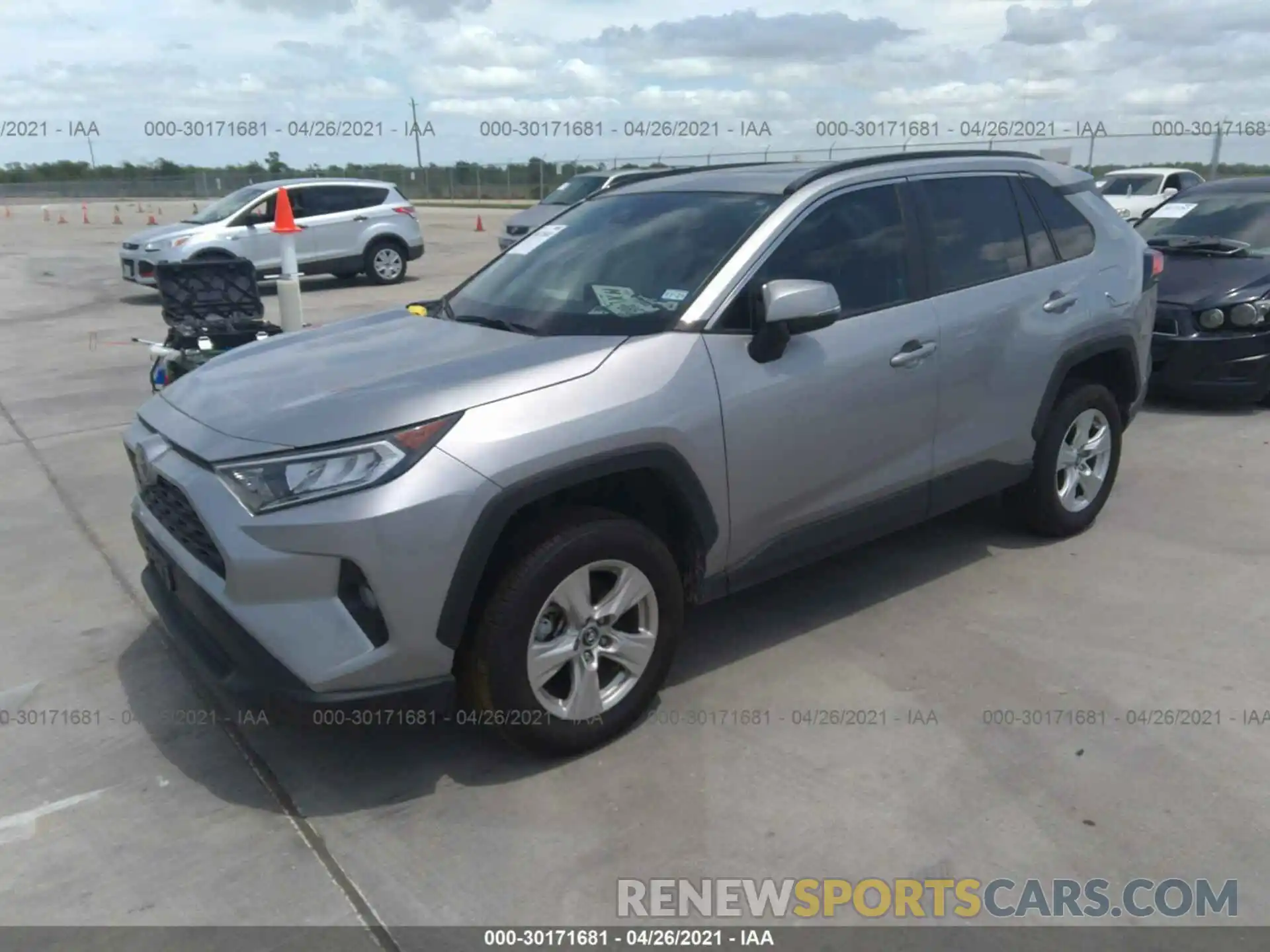 2 Photograph of a damaged car 2T3W1RFV0KC032106 TOYOTA RAV4 2019