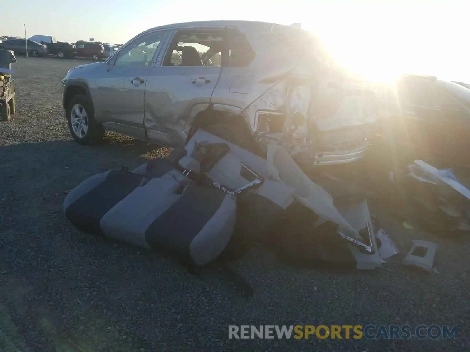 3 Photograph of a damaged car 2T3W1RFV0KC032123 TOYOTA RAV4 2019