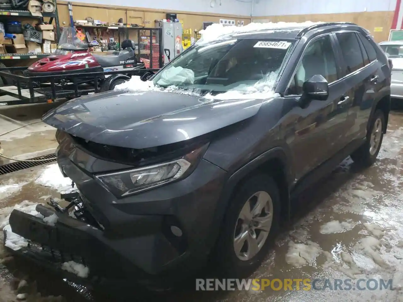 2 Photograph of a damaged car 2T3W1RFV0KW004661 TOYOTA RAV4 2019