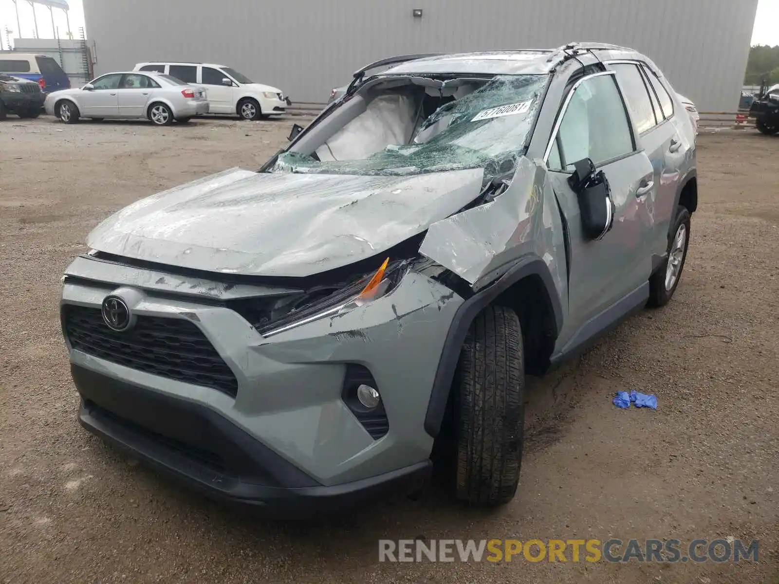 2 Фотография поврежденного автомобиля 2T3W1RFV0KW004708 TOYOTA RAV4 2019