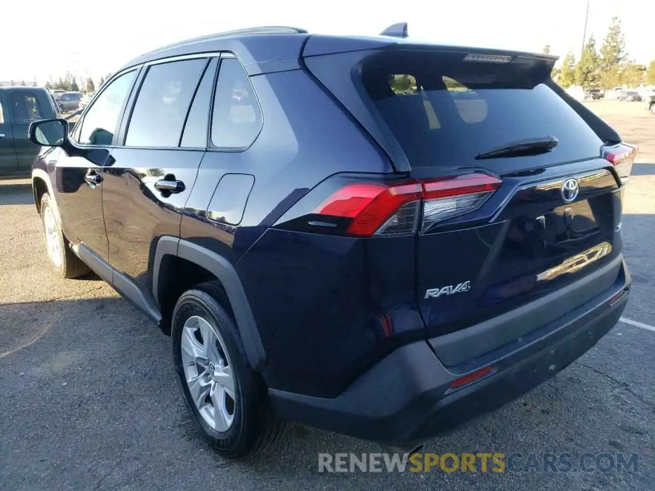 3 Photograph of a damaged car 2T3W1RFV0KW010640 TOYOTA RAV4 2019