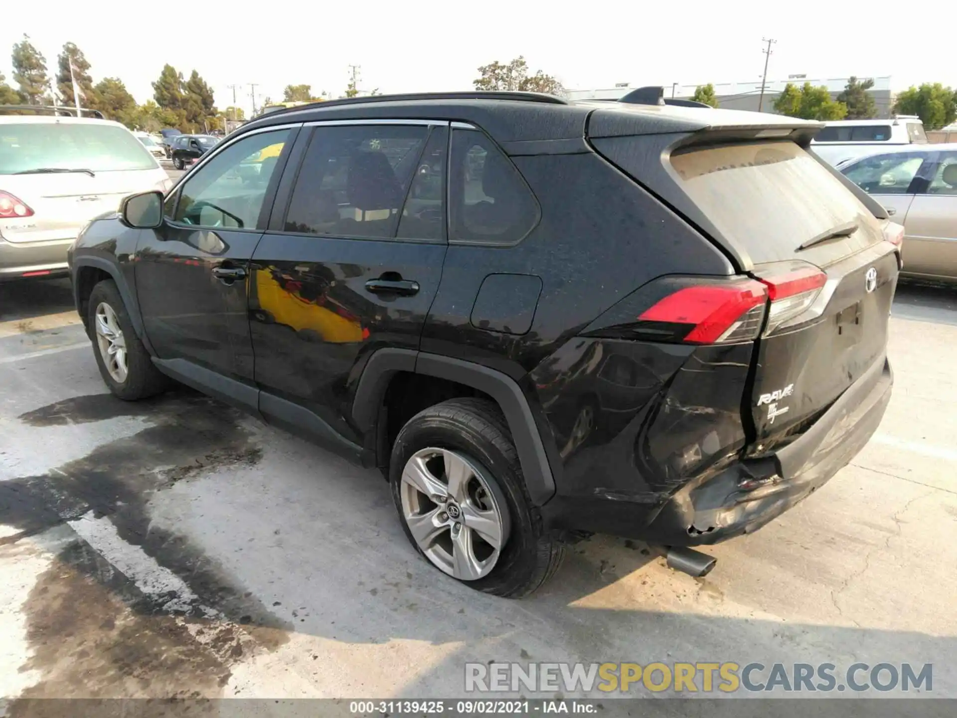 3 Photograph of a damaged car 2T3W1RFV0KW013697 TOYOTA RAV4 2019