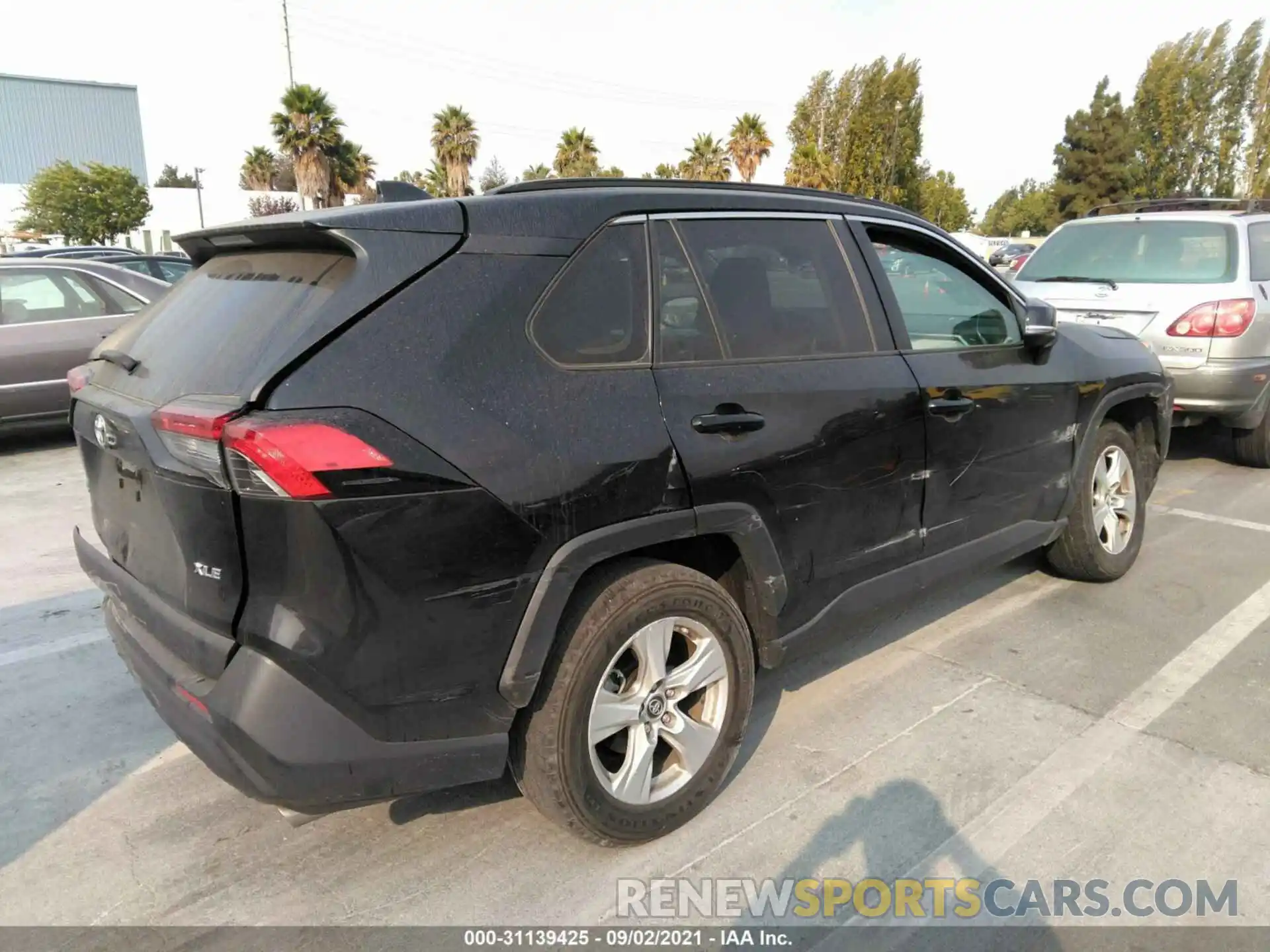 4 Фотография поврежденного автомобиля 2T3W1RFV0KW013697 TOYOTA RAV4 2019