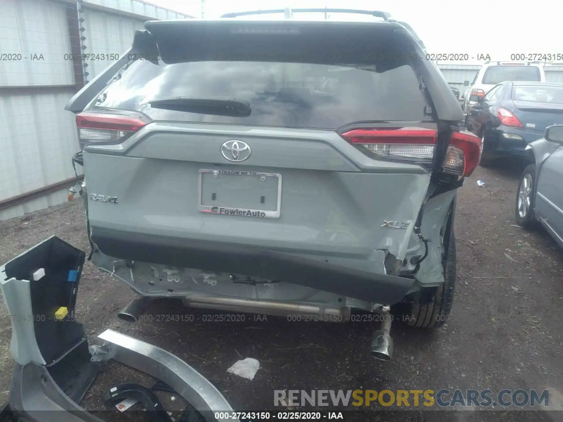 6 Photograph of a damaged car 2T3W1RFV0KW018432 TOYOTA RAV4 2019