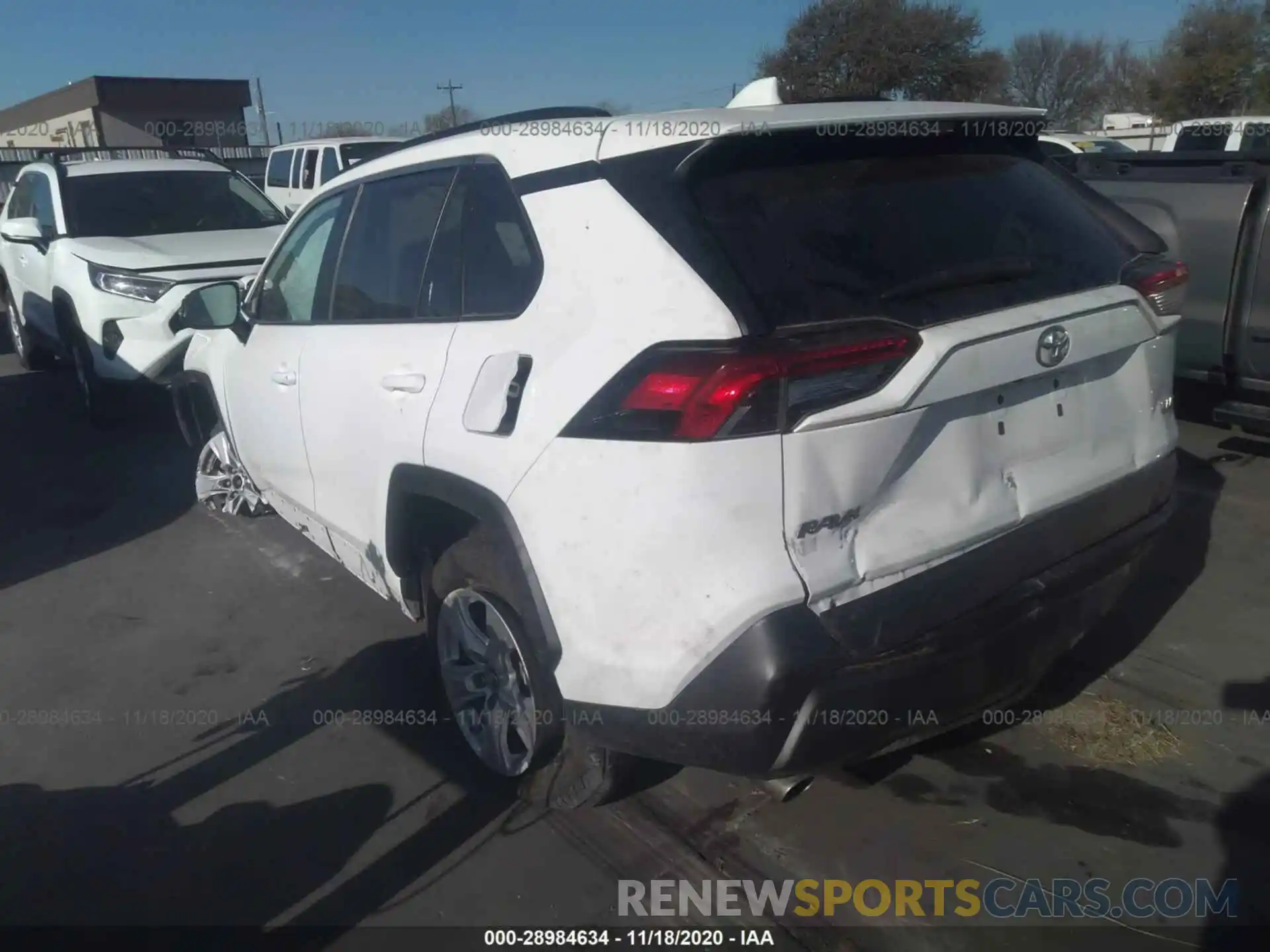 3 Photograph of a damaged car 2T3W1RFV0KW019631 TOYOTA RAV4 2019