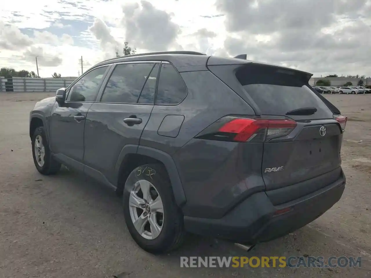 3 Photograph of a damaged car 2T3W1RFV0KW022447 TOYOTA RAV4 2019