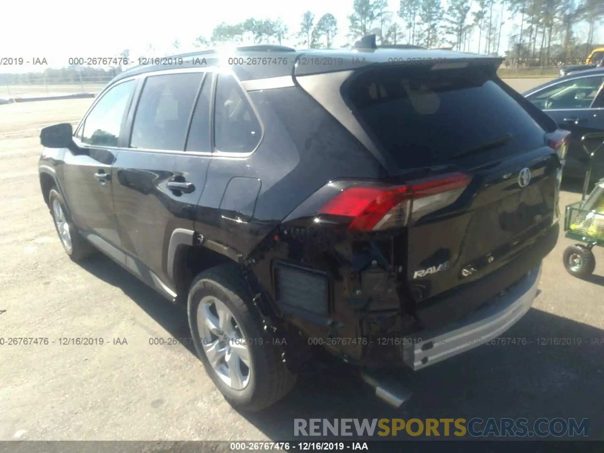 3 Photograph of a damaged car 2T3W1RFV0KW031956 TOYOTA RAV4 2019