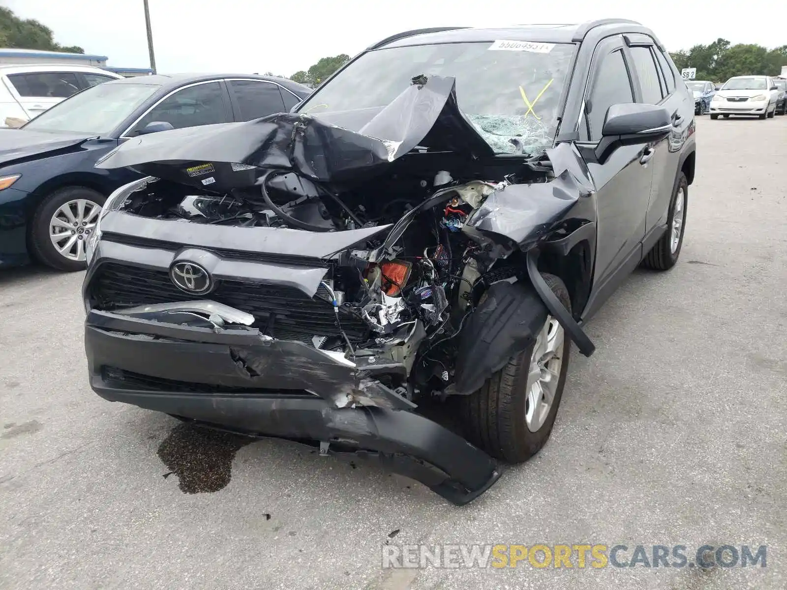 2 Photograph of a damaged car 2T3W1RFV0KW034422 TOYOTA RAV4 2019