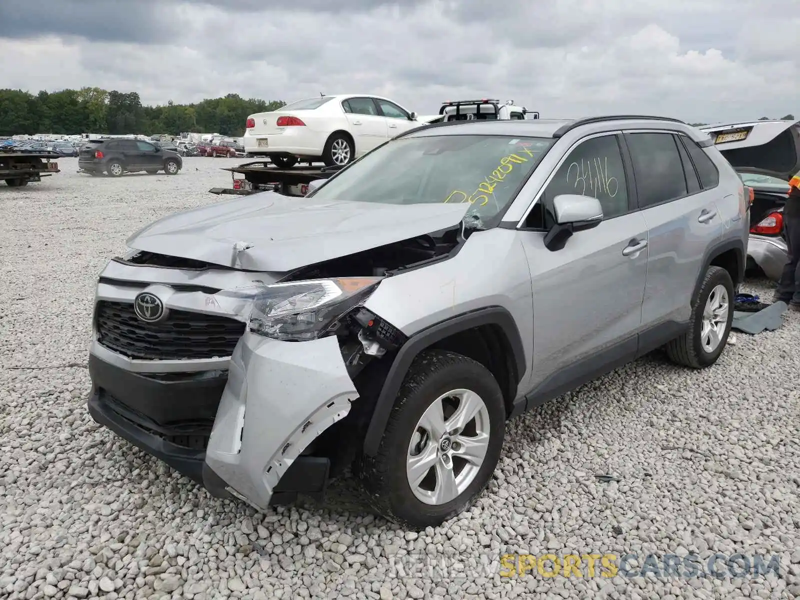 2 Фотография поврежденного автомобиля 2T3W1RFV0KW039507 TOYOTA RAV4 2019