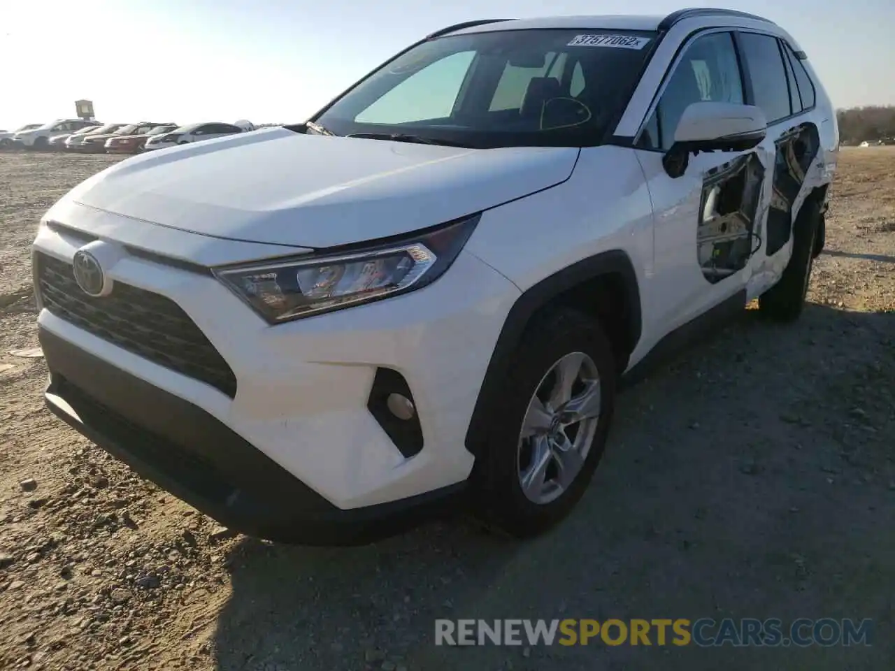 2 Фотография поврежденного автомобиля 2T3W1RFV0KW048482 TOYOTA RAV4 2019