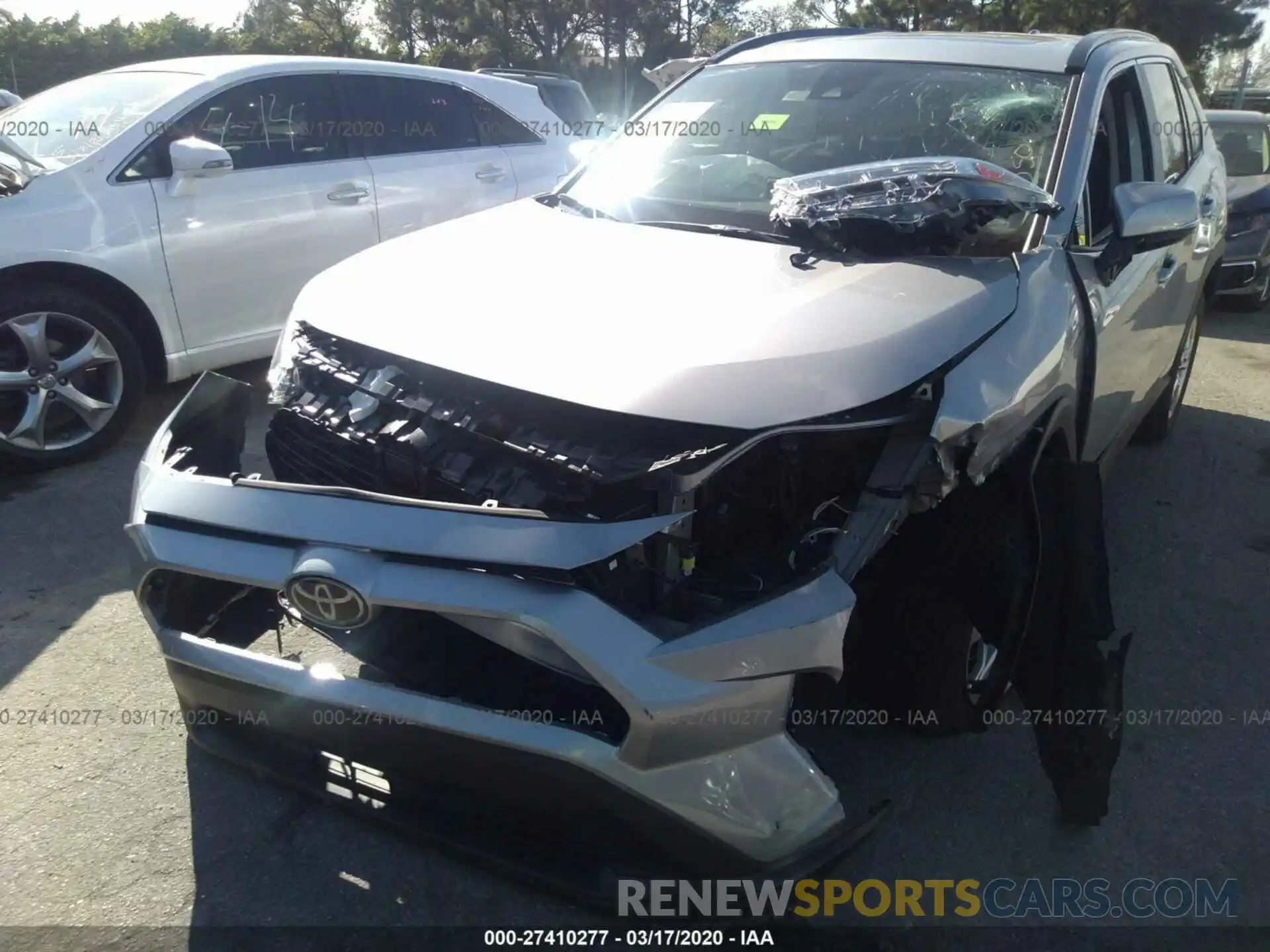 6 Photograph of a damaged car 2T3W1RFV0KW050751 TOYOTA RAV4 2019