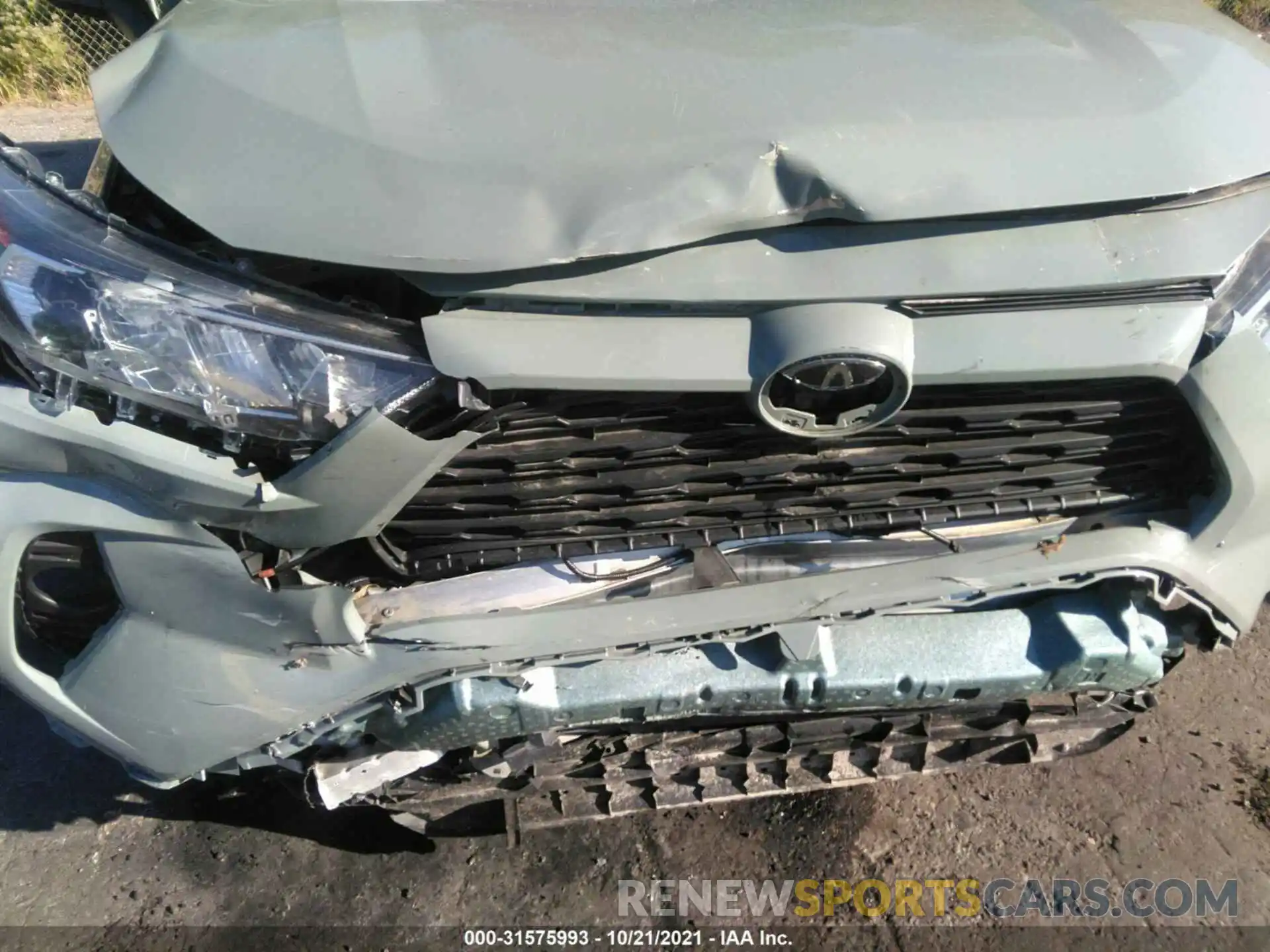 6 Photograph of a damaged car 2T3W1RFV0KW052550 TOYOTA RAV4 2019