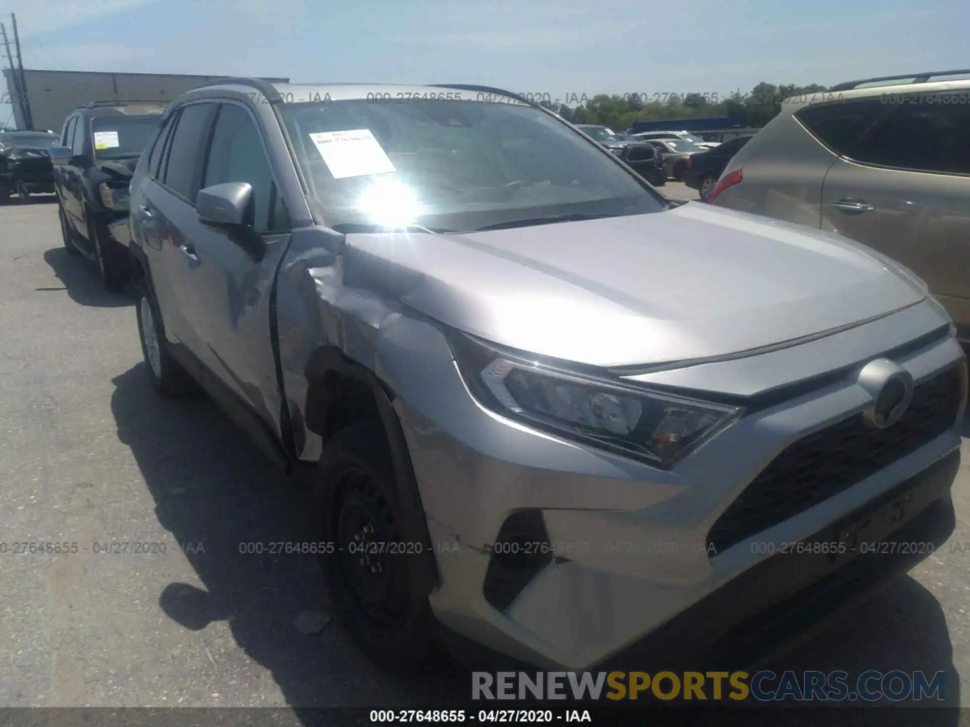 1 Photograph of a damaged car 2T3W1RFV1KC003620 TOYOTA RAV4 2019