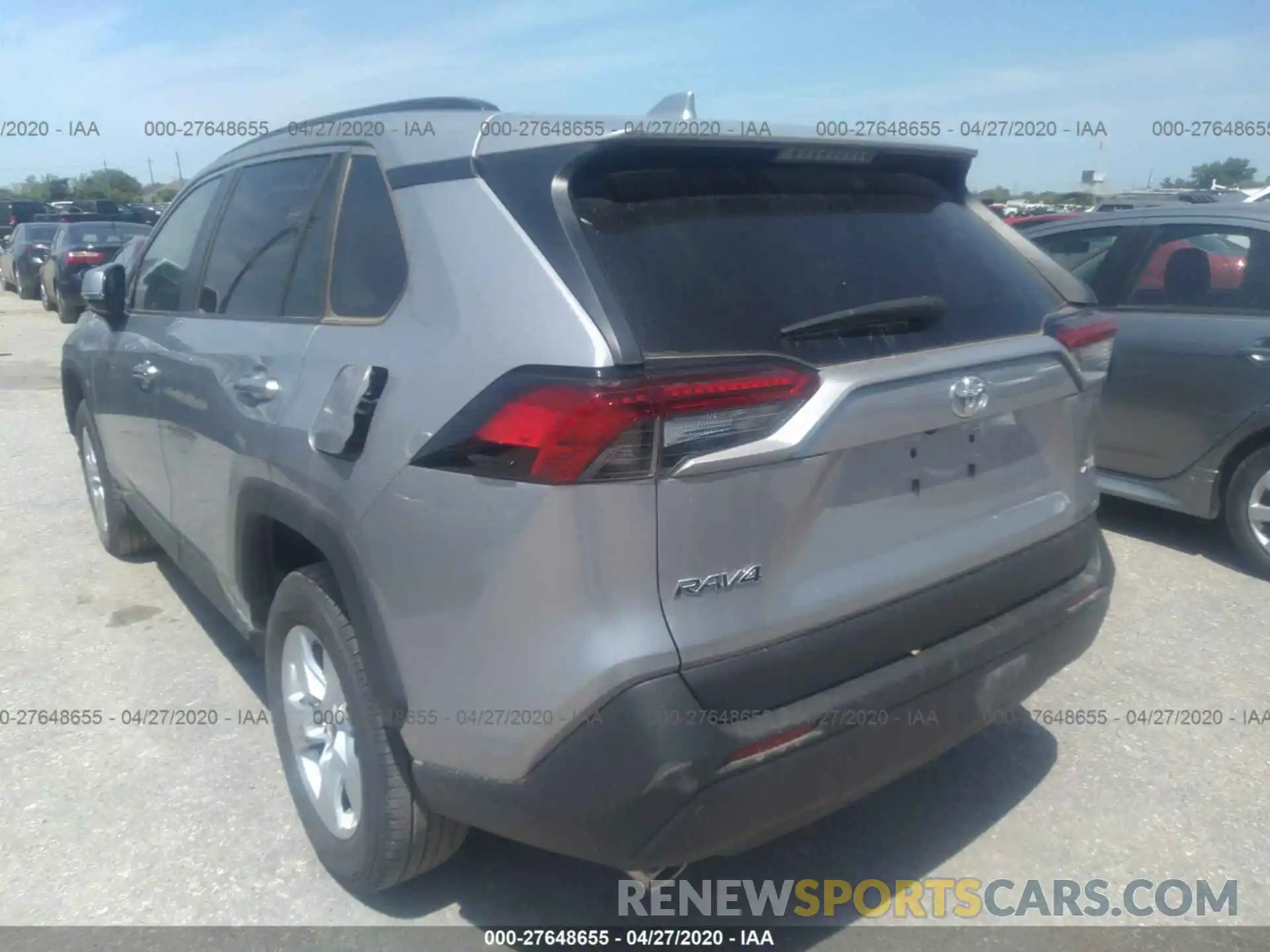 3 Photograph of a damaged car 2T3W1RFV1KC003620 TOYOTA RAV4 2019