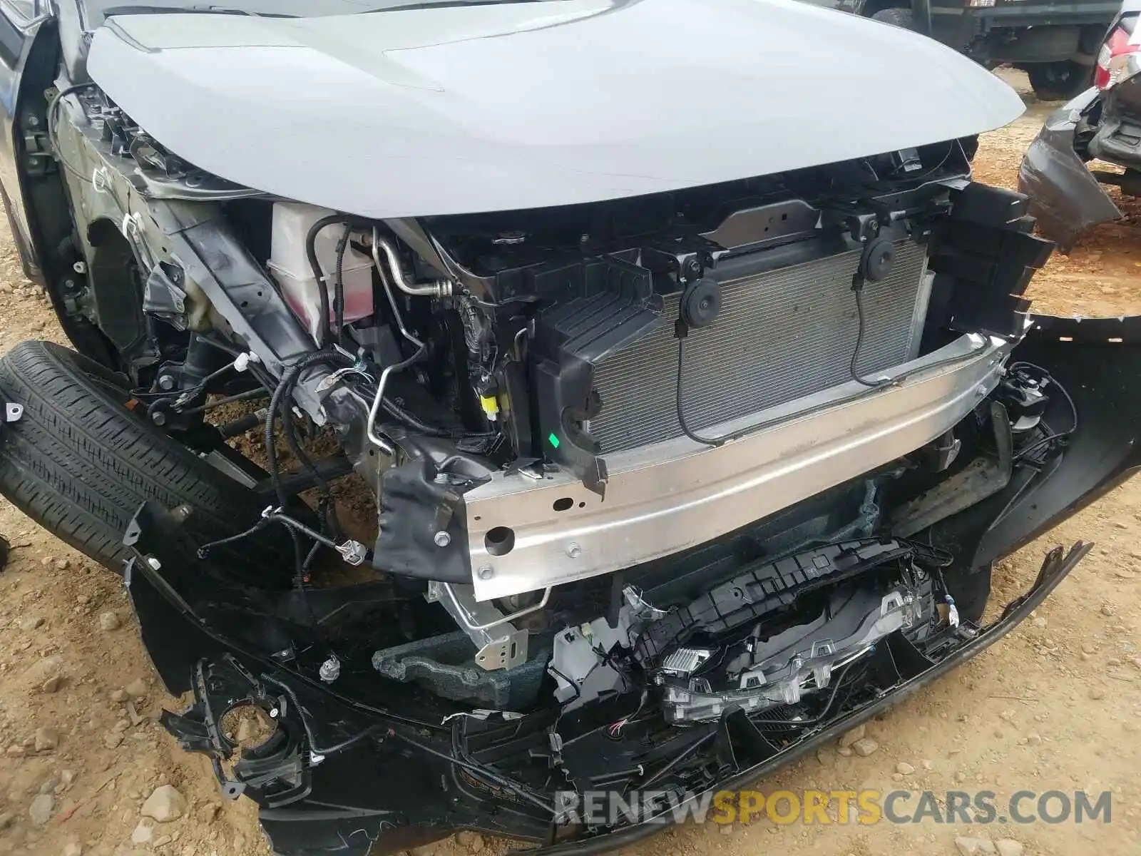 9 Photograph of a damaged car 2T3W1RFV1KC005061 TOYOTA RAV4 2019