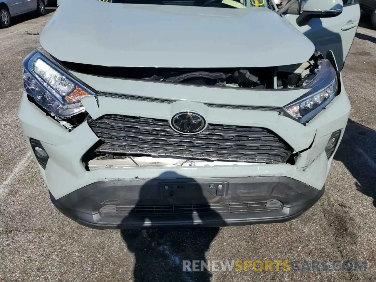 7 Photograph of a damaged car 2T3W1RFV1KC005383 TOYOTA RAV4 2019