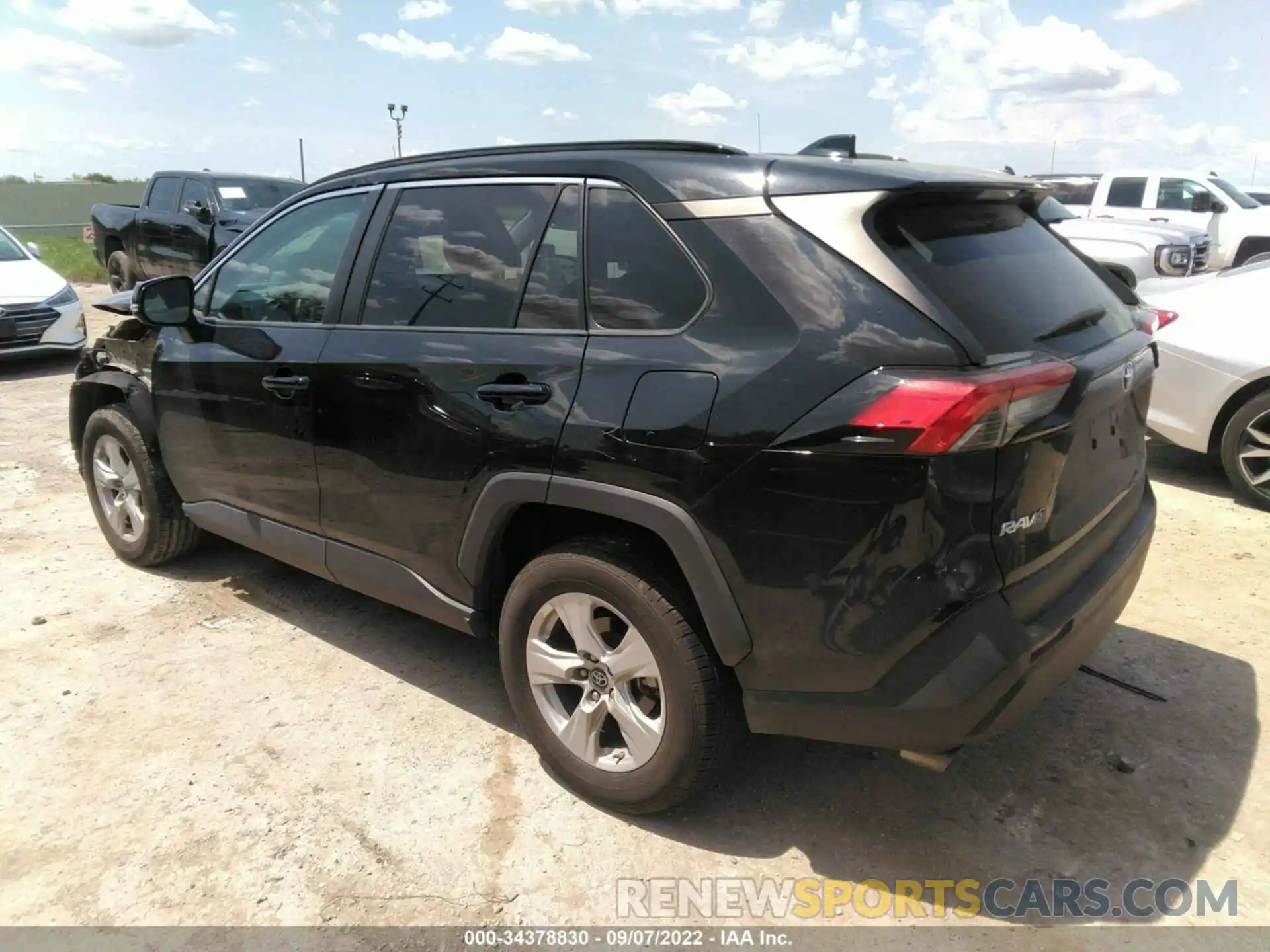 3 Photograph of a damaged car 2T3W1RFV1KC006081 TOYOTA RAV4 2019