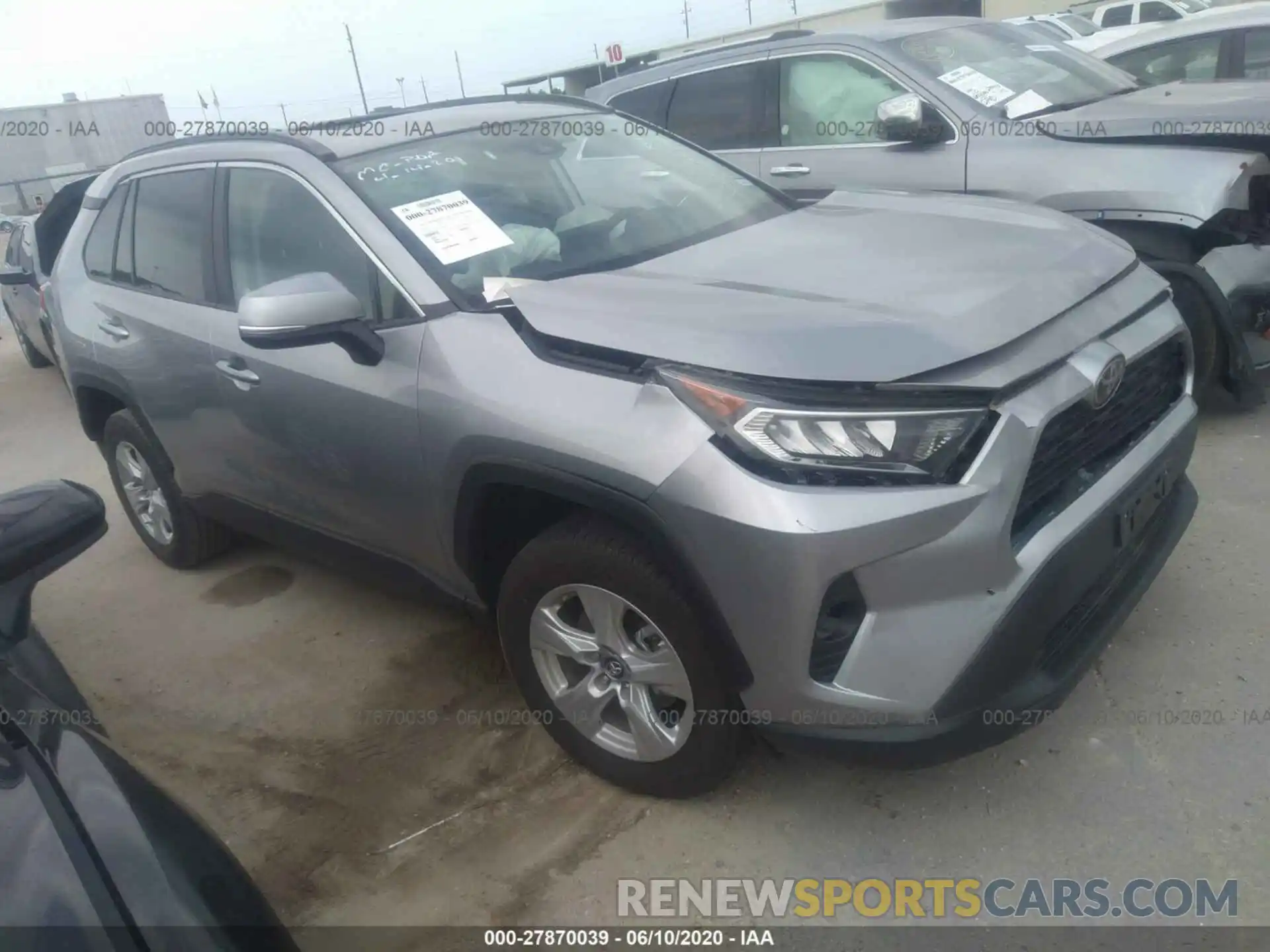 1 Photograph of a damaged car 2T3W1RFV1KC006288 TOYOTA RAV4 2019