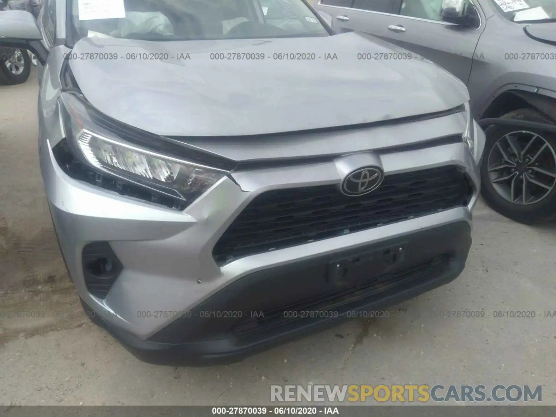 6 Photograph of a damaged car 2T3W1RFV1KC006288 TOYOTA RAV4 2019