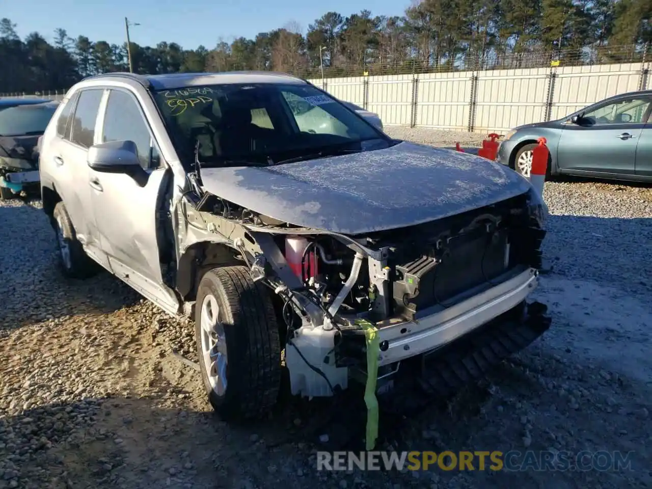 1 Photograph of a damaged car 2T3W1RFV1KC013290 TOYOTA RAV4 2019