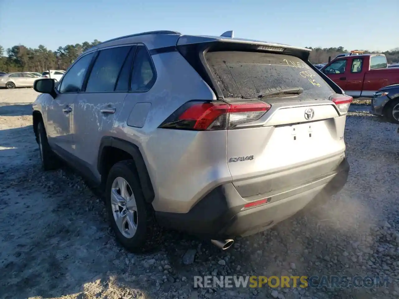 3 Photograph of a damaged car 2T3W1RFV1KC013290 TOYOTA RAV4 2019