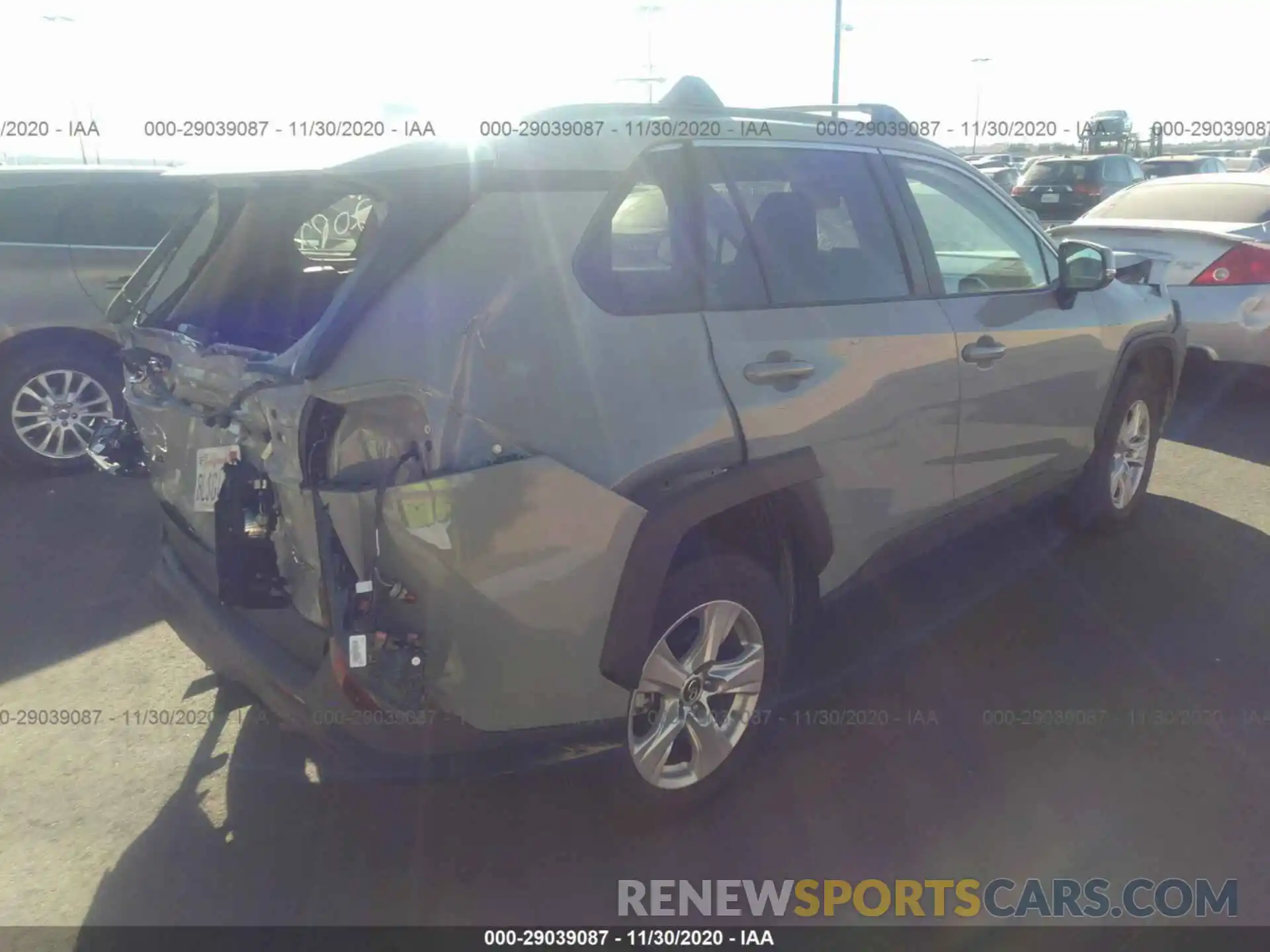 4 Photograph of a damaged car 2T3W1RFV1KC013385 TOYOTA RAV4 2019