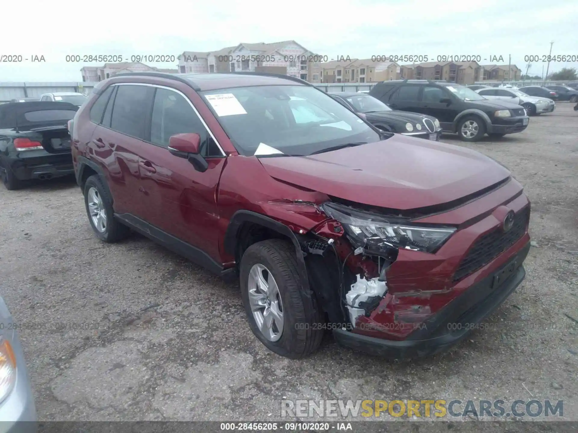 1 Photograph of a damaged car 2T3W1RFV1KC015136 TOYOTA RAV4 2019