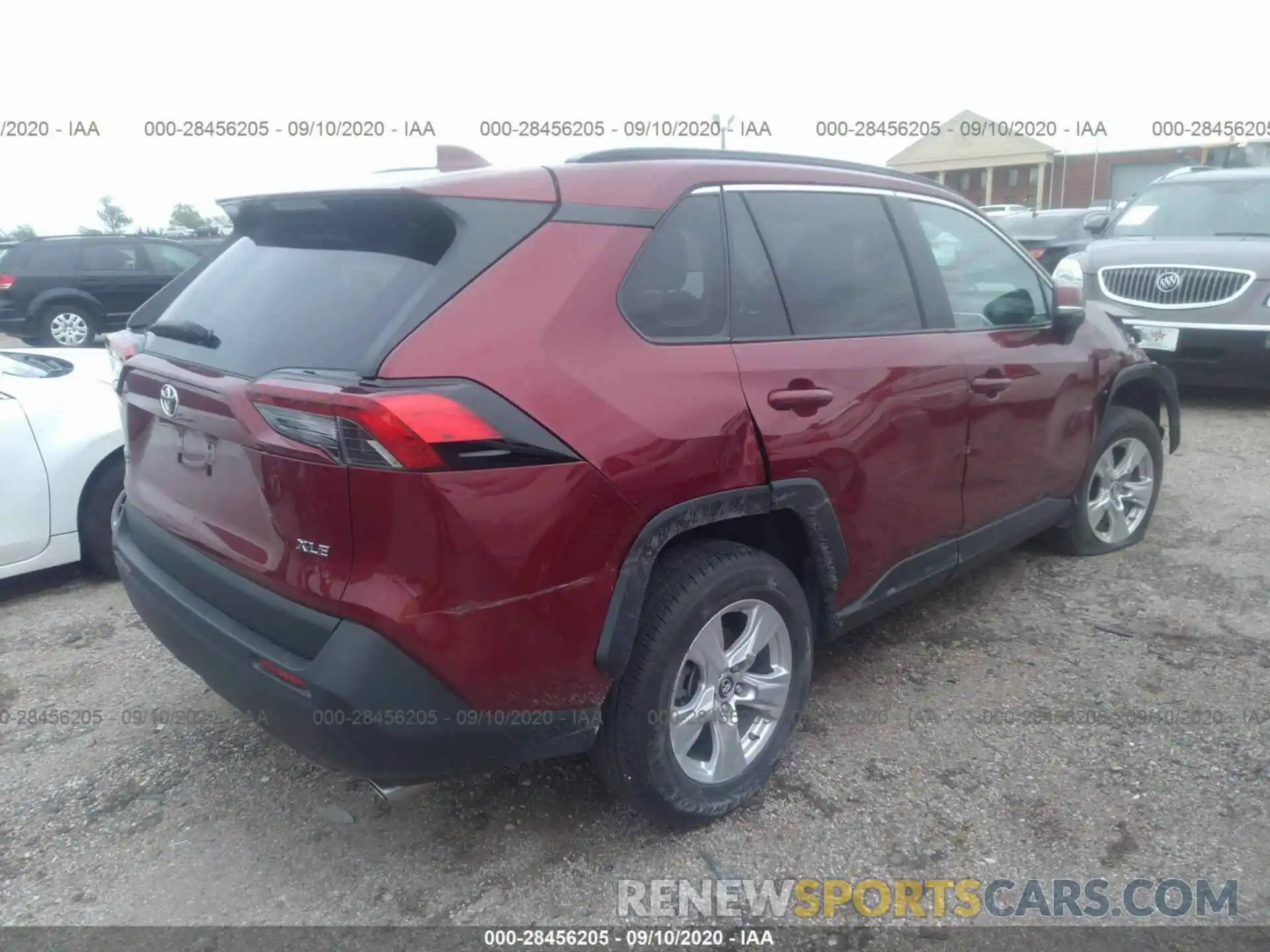 4 Photograph of a damaged car 2T3W1RFV1KC015136 TOYOTA RAV4 2019