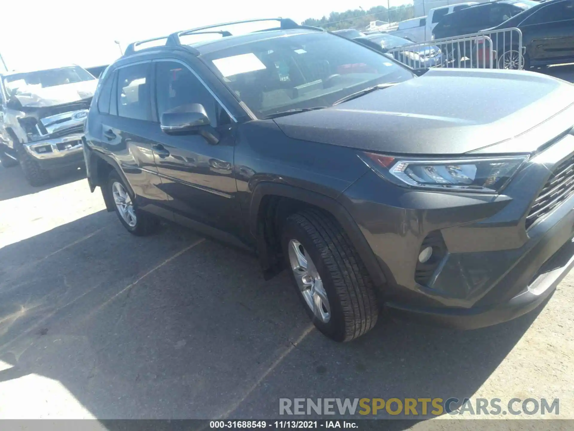 1 Photograph of a damaged car 2T3W1RFV1KC016495 TOYOTA RAV4 2019