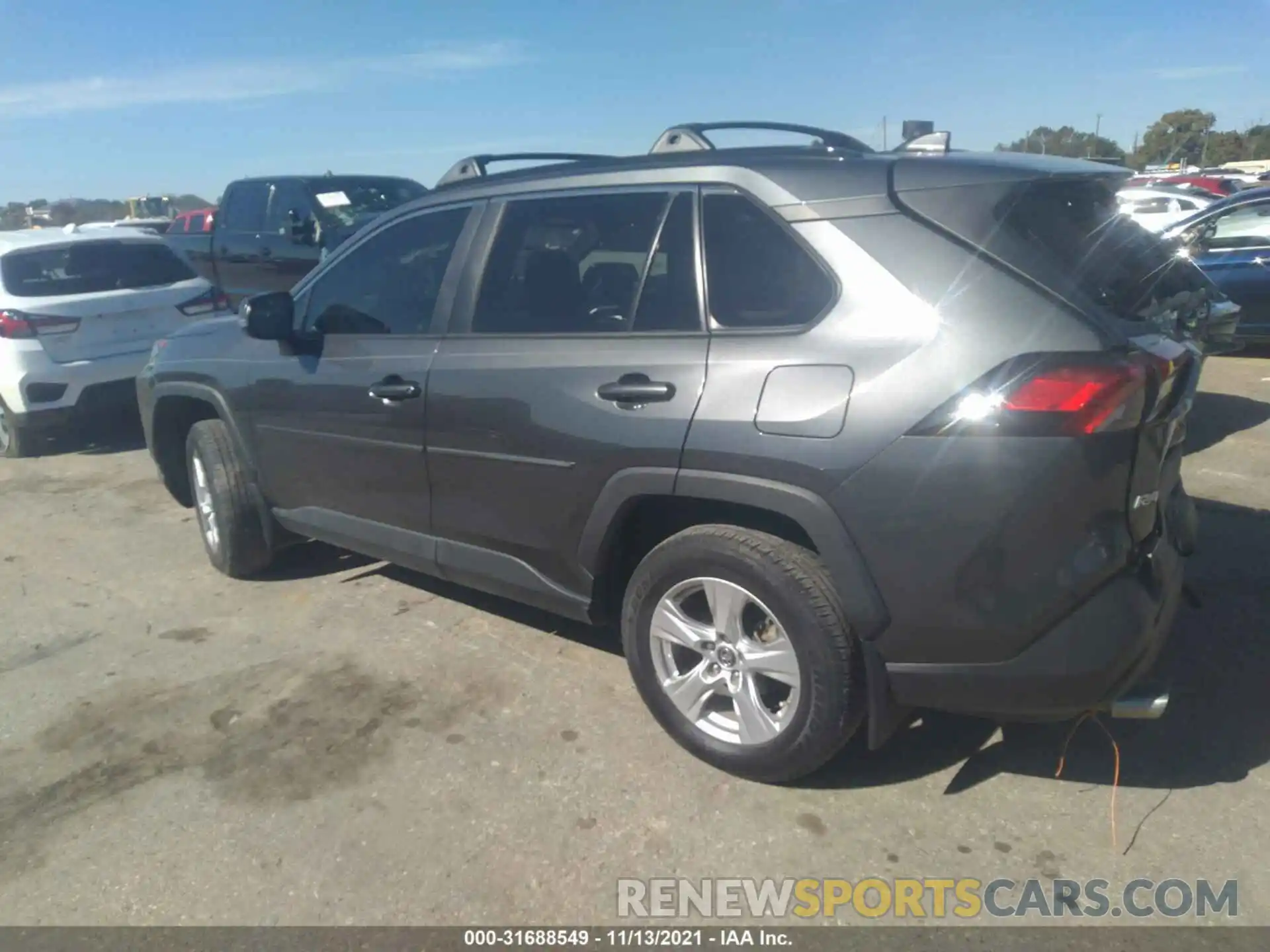 3 Photograph of a damaged car 2T3W1RFV1KC016495 TOYOTA RAV4 2019