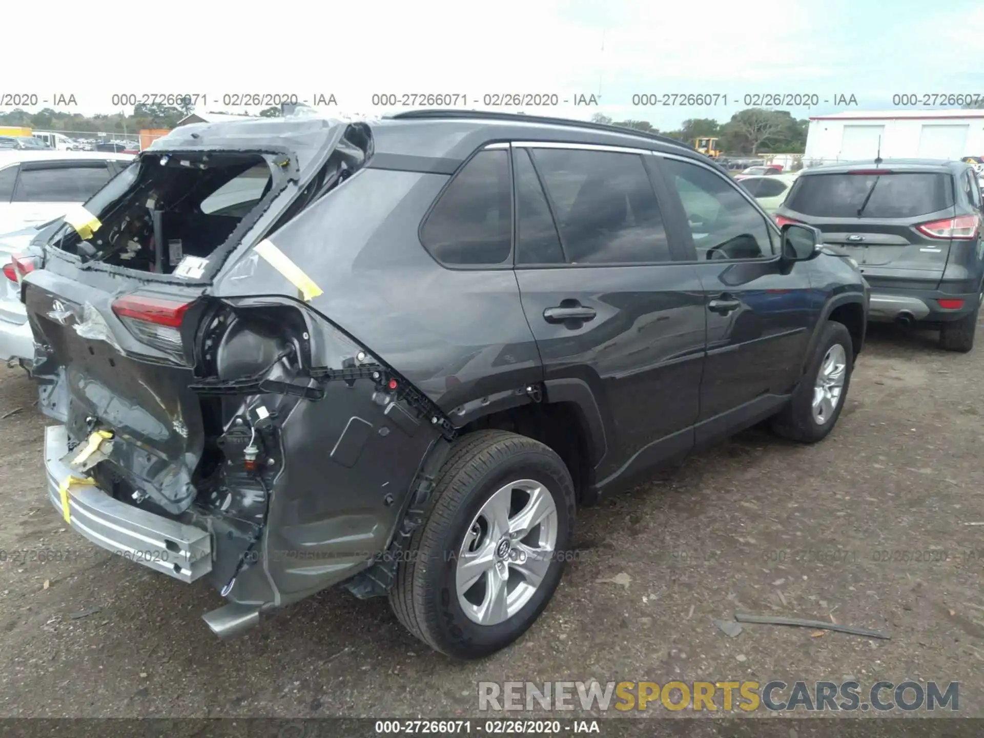 4 Photograph of a damaged car 2T3W1RFV1KC017534 TOYOTA RAV4 2019