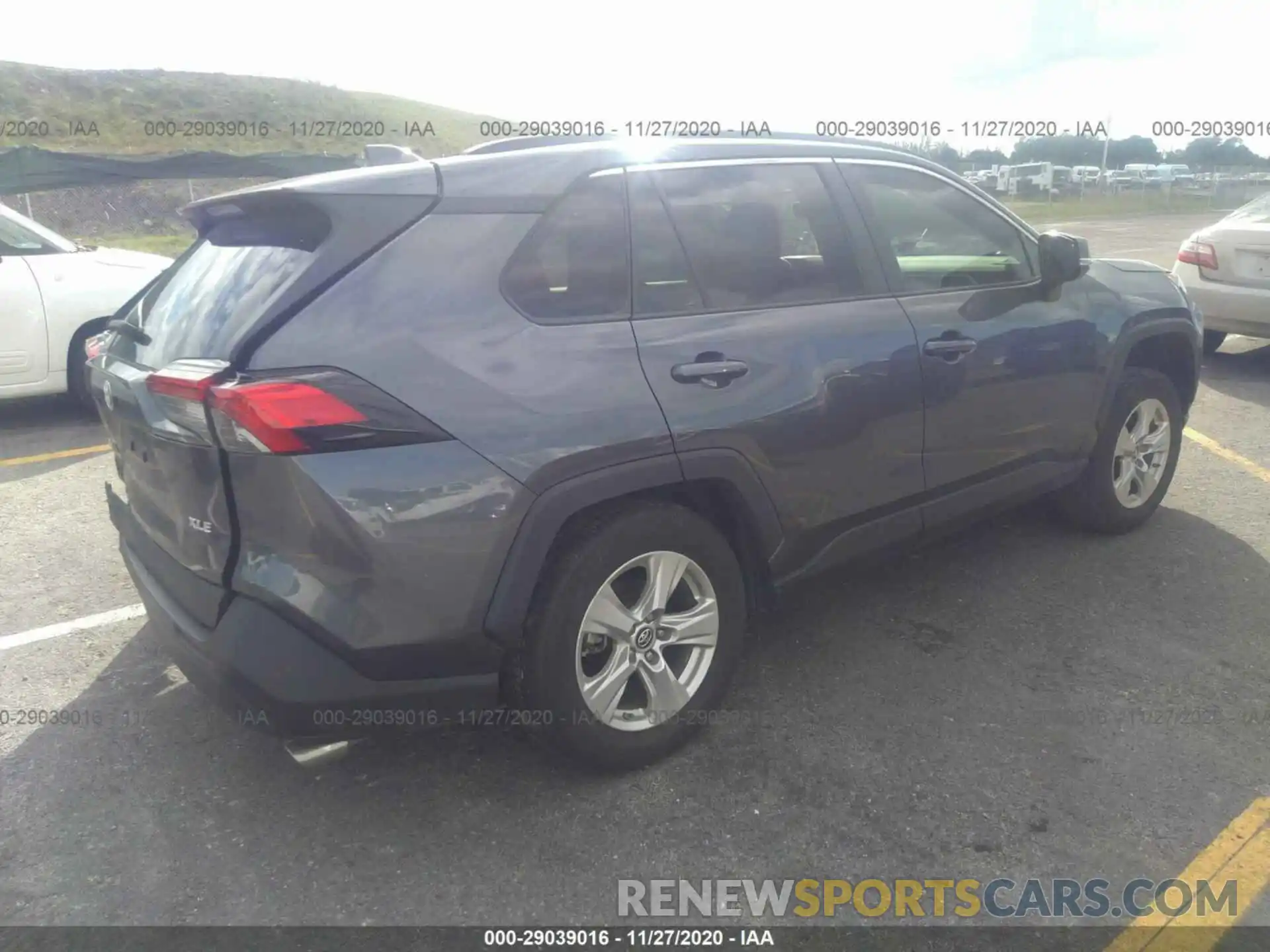 4 Photograph of a damaged car 2T3W1RFV1KC018456 TOYOTA RAV4 2019