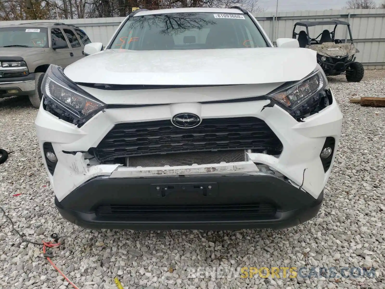 9 Photograph of a damaged car 2T3W1RFV1KC021034 TOYOTA RAV4 2019