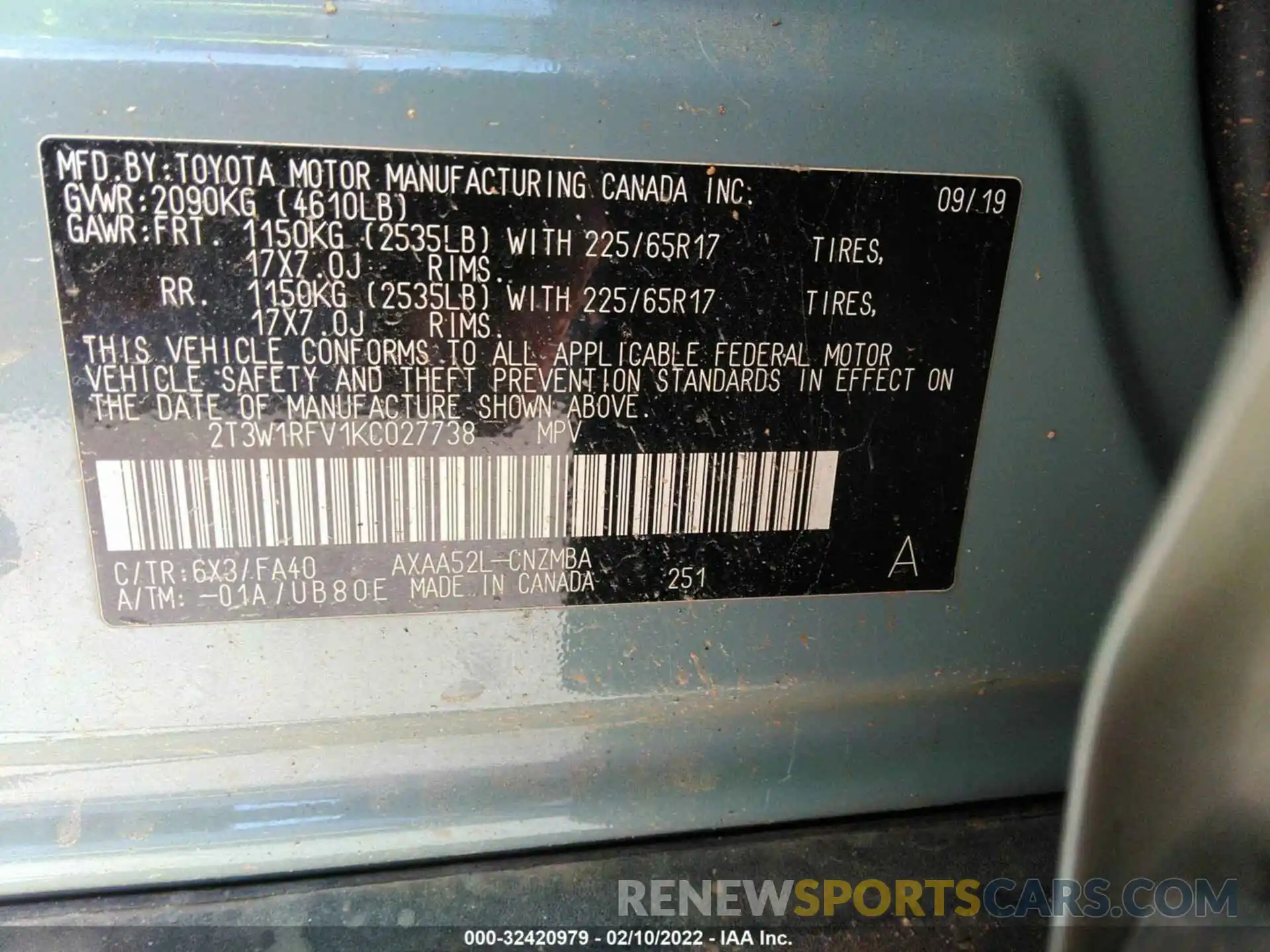 9 Photograph of a damaged car 2T3W1RFV1KC027738 TOYOTA RAV4 2019