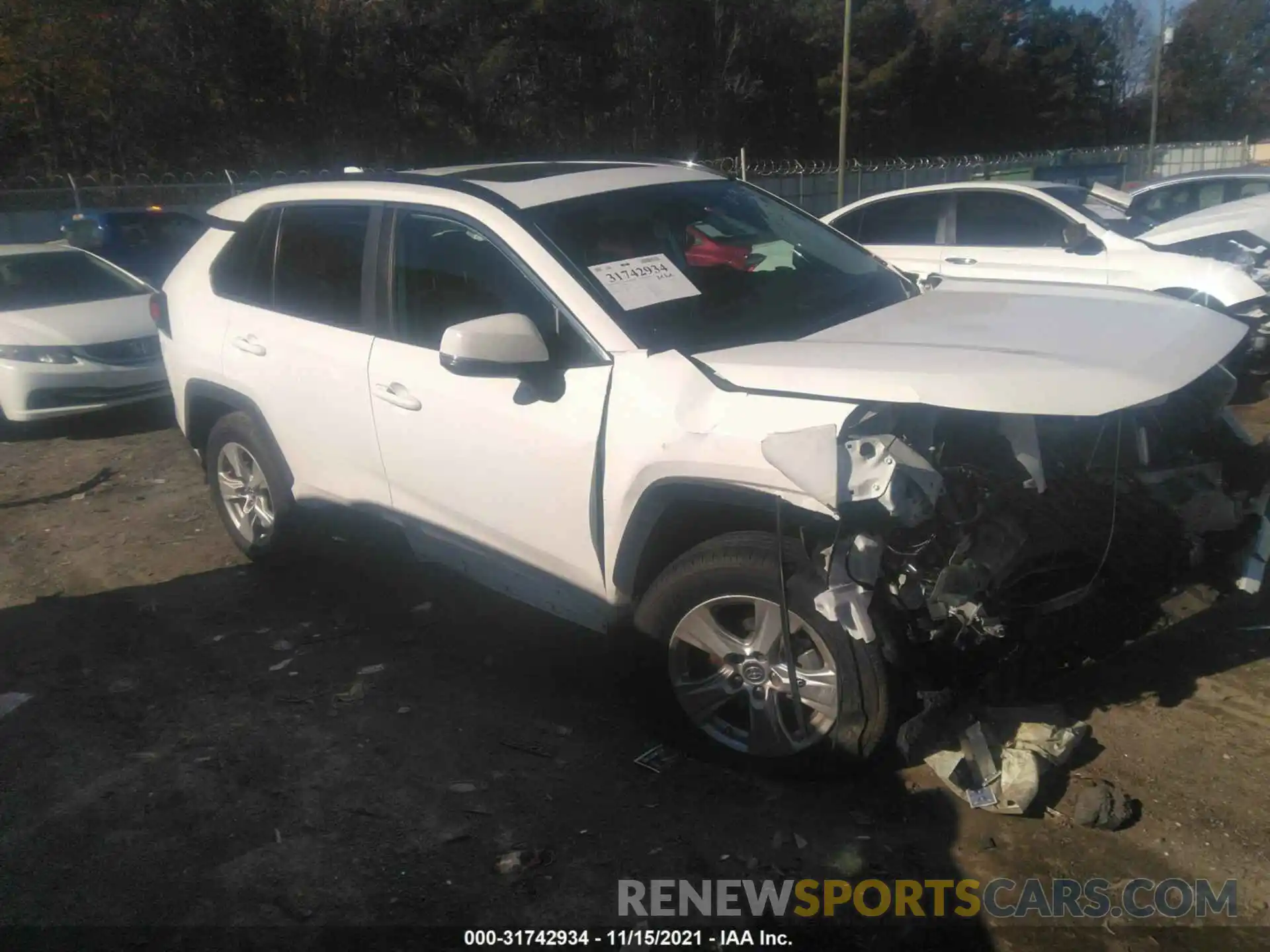 1 Photograph of a damaged car 2T3W1RFV1KC029201 TOYOTA RAV4 2019