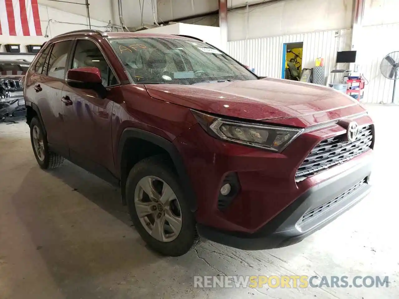 1 Photograph of a damaged car 2T3W1RFV1KC030607 TOYOTA RAV4 2019