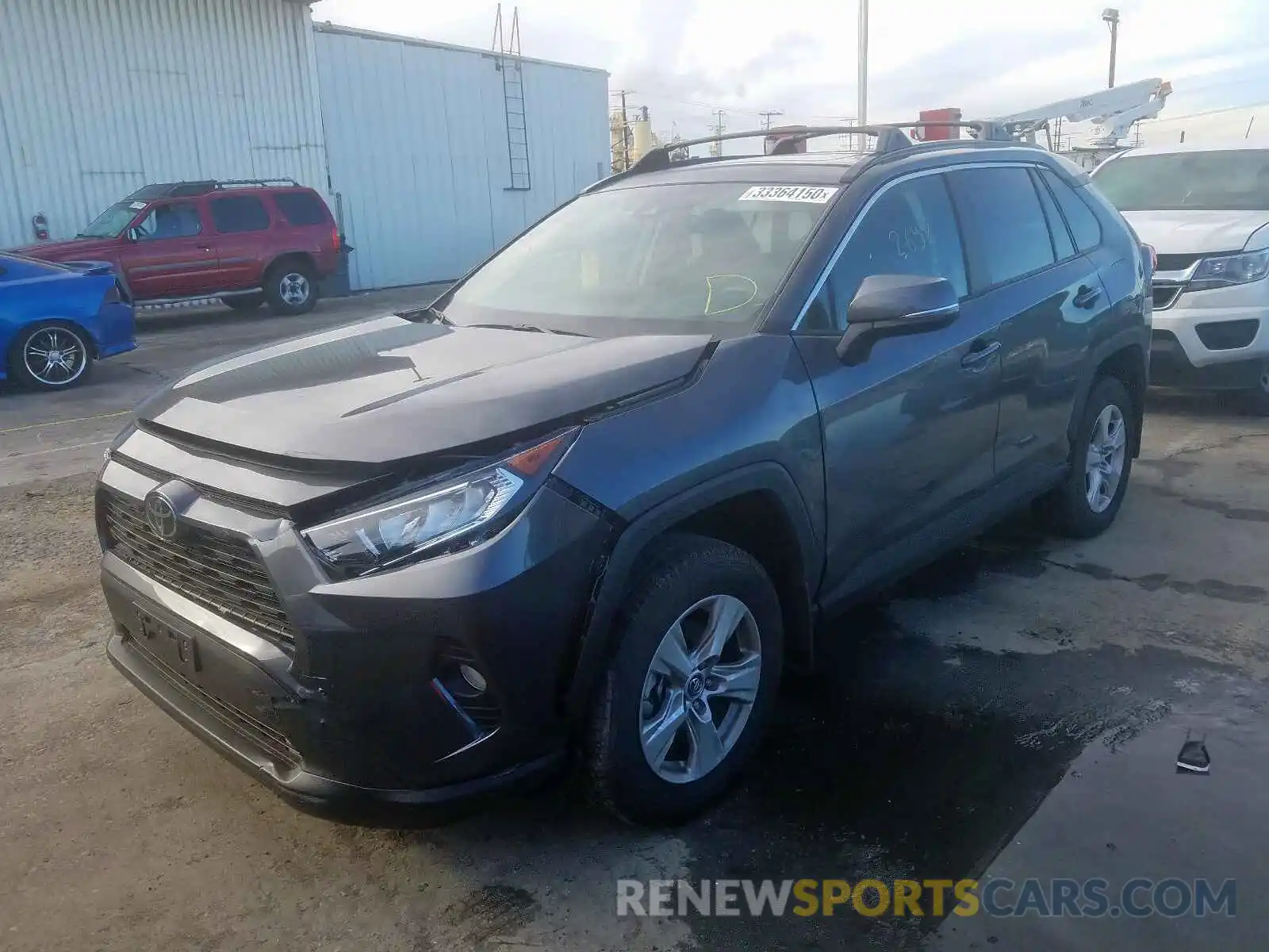 2 Photograph of a damaged car 2T3W1RFV1KC031000 TOYOTA RAV4 2019