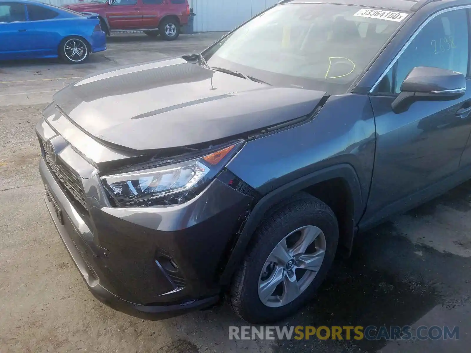 9 Photograph of a damaged car 2T3W1RFV1KC031000 TOYOTA RAV4 2019