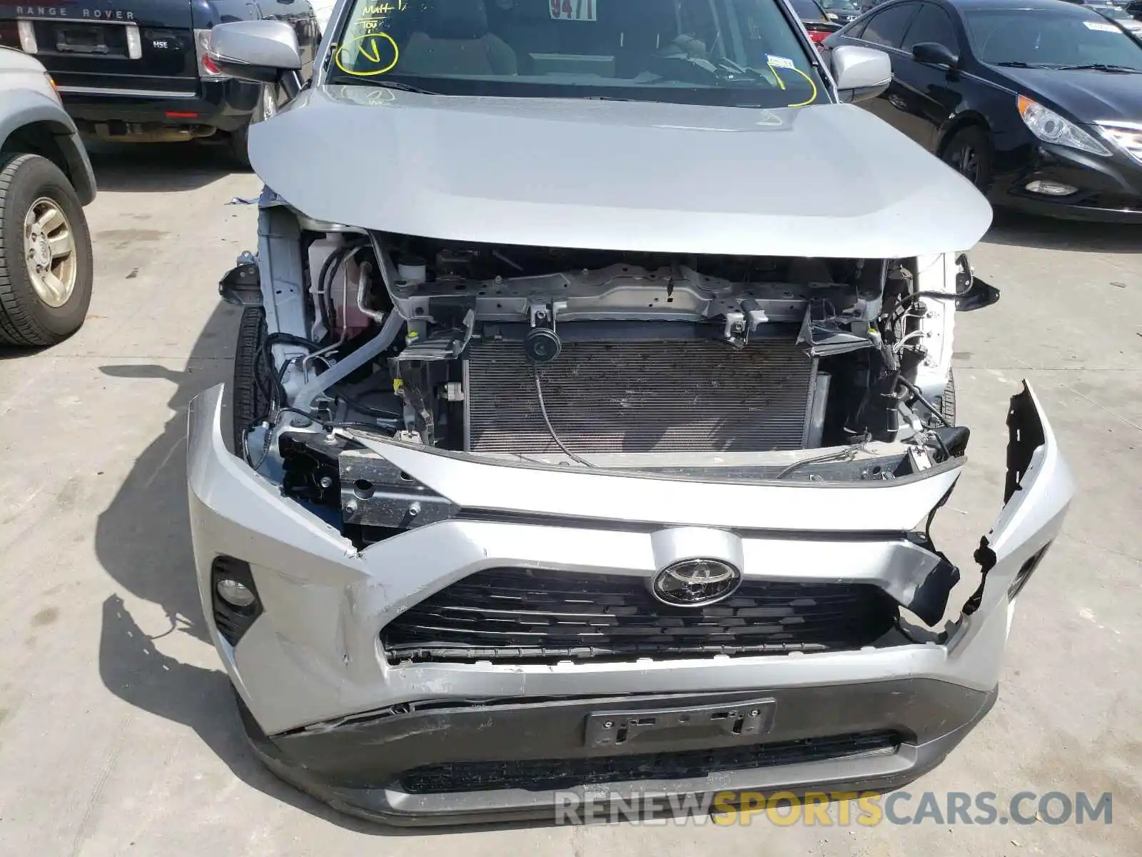 9 Фотография поврежденного автомобиля 2T3W1RFV1KW006421 TOYOTA RAV4 2019