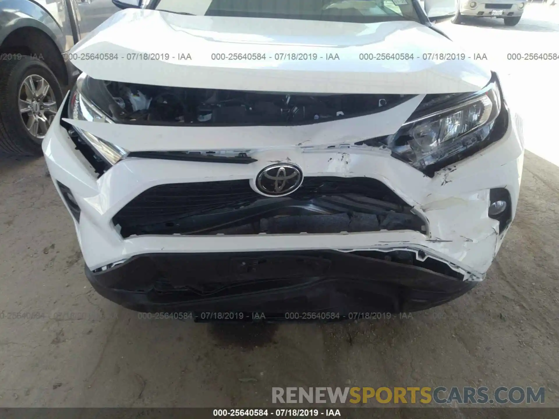 6 Photograph of a damaged car 2T3W1RFV1KW010551 TOYOTA RAV4 2019