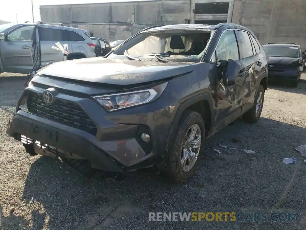 2 Фотография поврежденного автомобиля 2T3W1RFV1KW013904 TOYOTA RAV4 2019