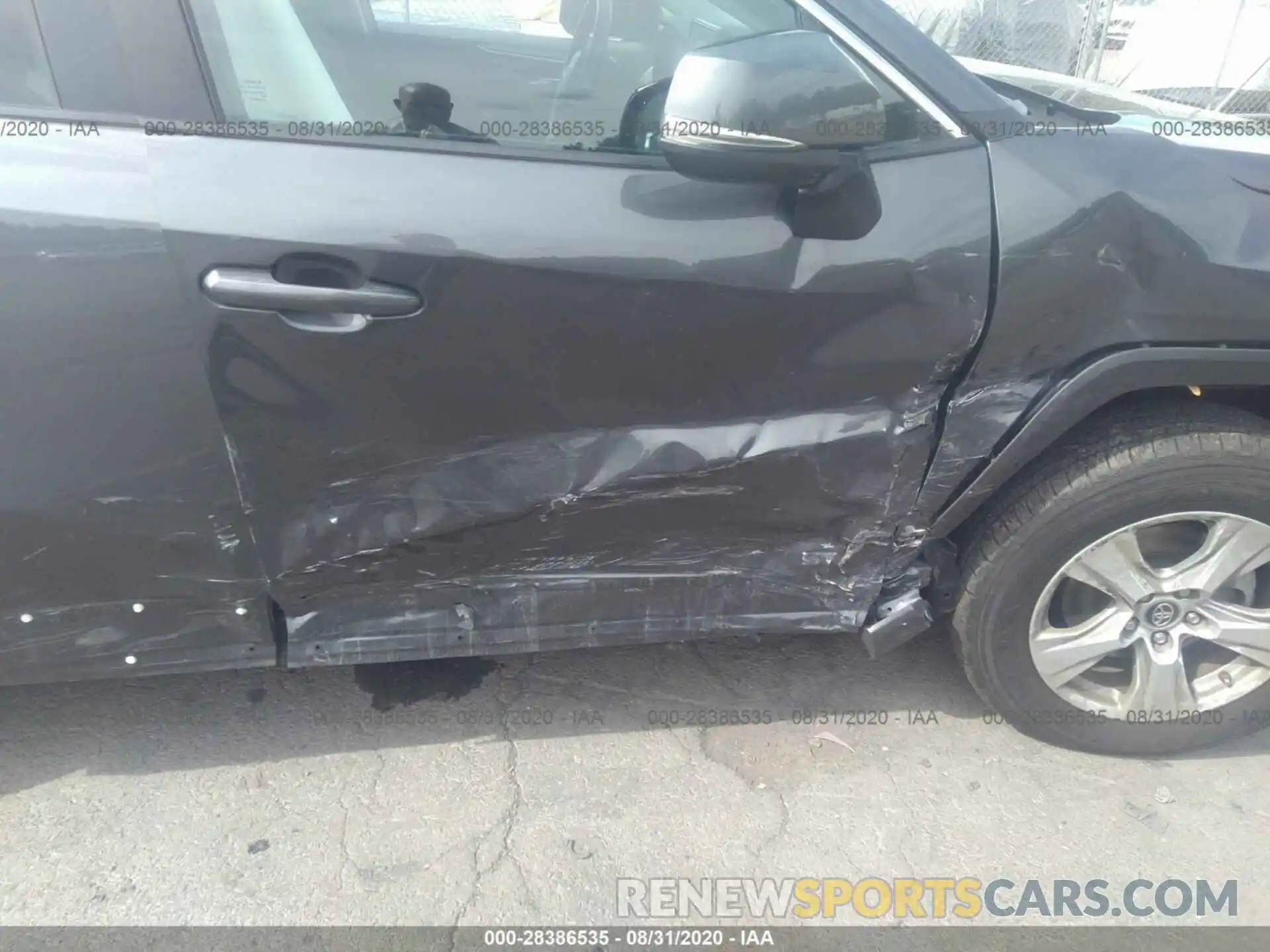 6 Photograph of a damaged car 2T3W1RFV1KW014079 TOYOTA RAV4 2019