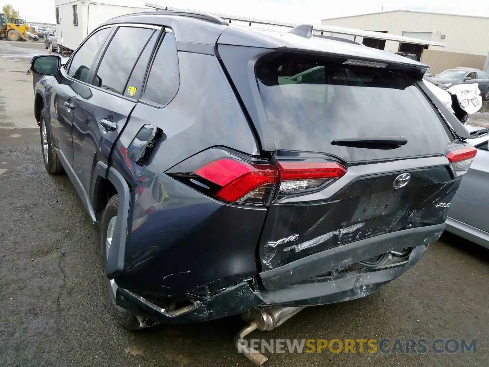 3 Photograph of a damaged car 2T3W1RFV1KW014289 TOYOTA RAV4 2019