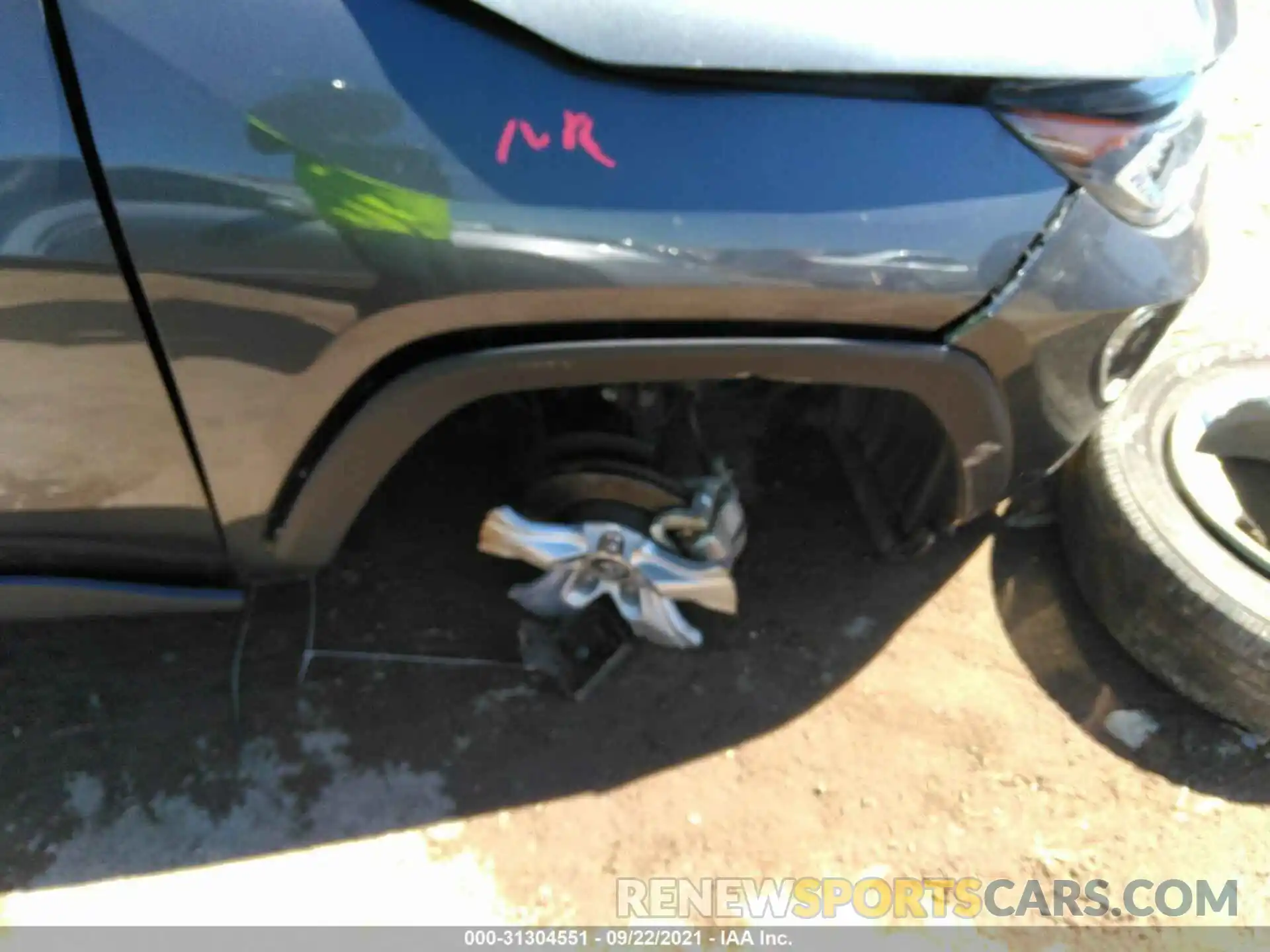 14 Photograph of a damaged car 2T3W1RFV1KW018388 TOYOTA RAV4 2019