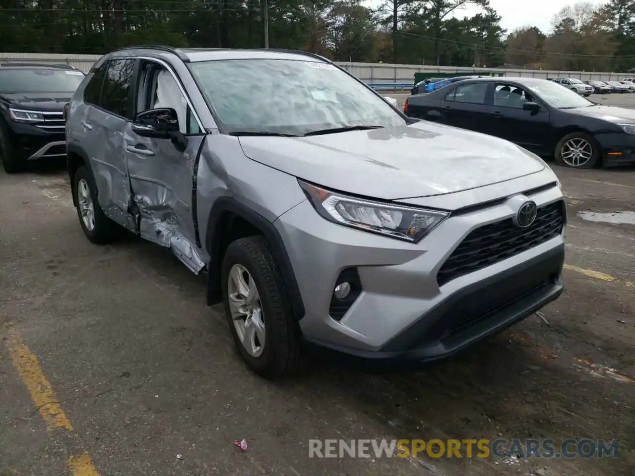 1 Photograph of a damaged car 2T3W1RFV1KW018813 TOYOTA RAV4 2019