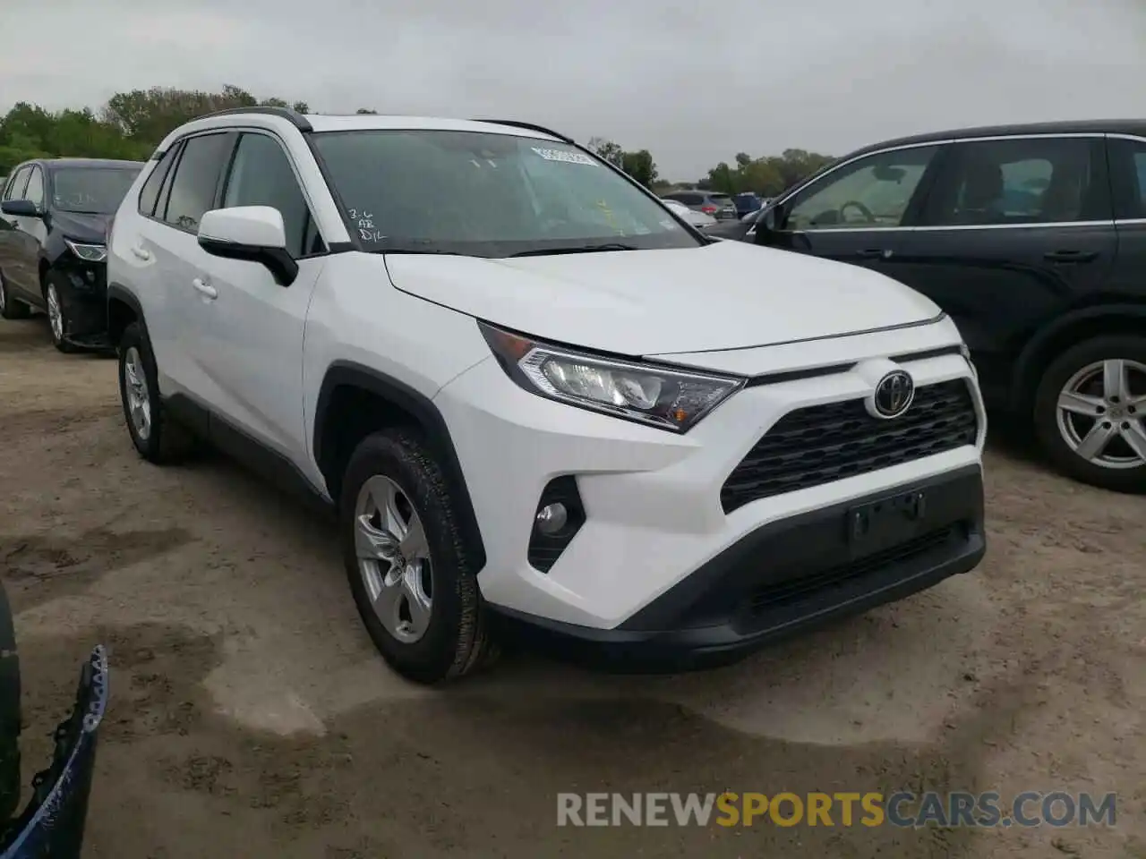 1 Photograph of a damaged car 2T3W1RFV1KW019931 TOYOTA RAV4 2019