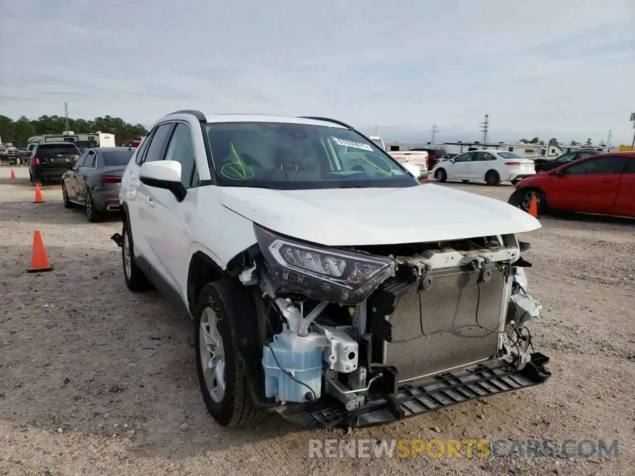 1 Photograph of a damaged car 2T3W1RFV1KW019962 TOYOTA RAV4 2019